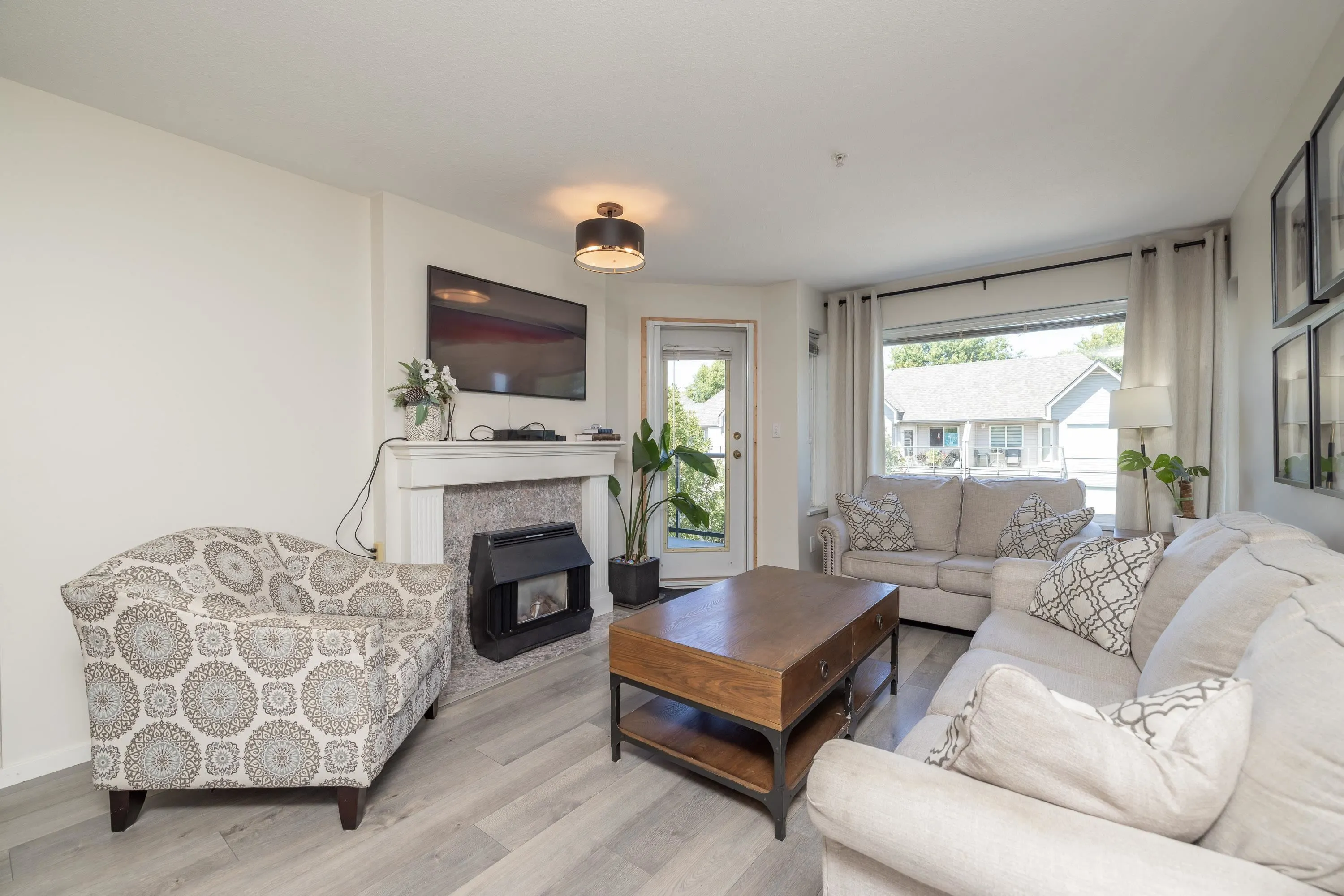 33668 King Road #402