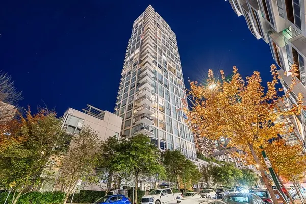 1455 Howe Street #2802