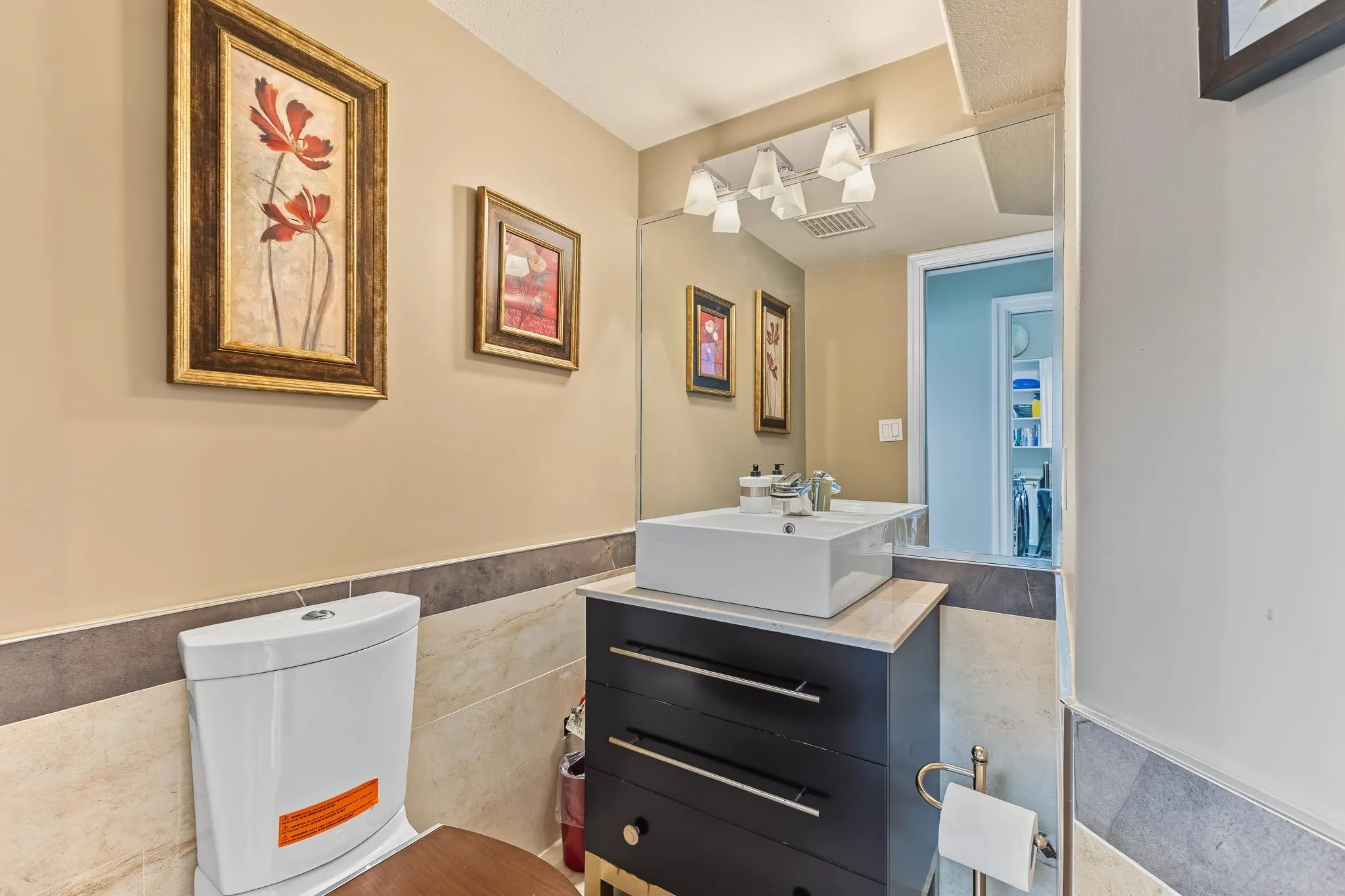 38 Leopold Place #1200