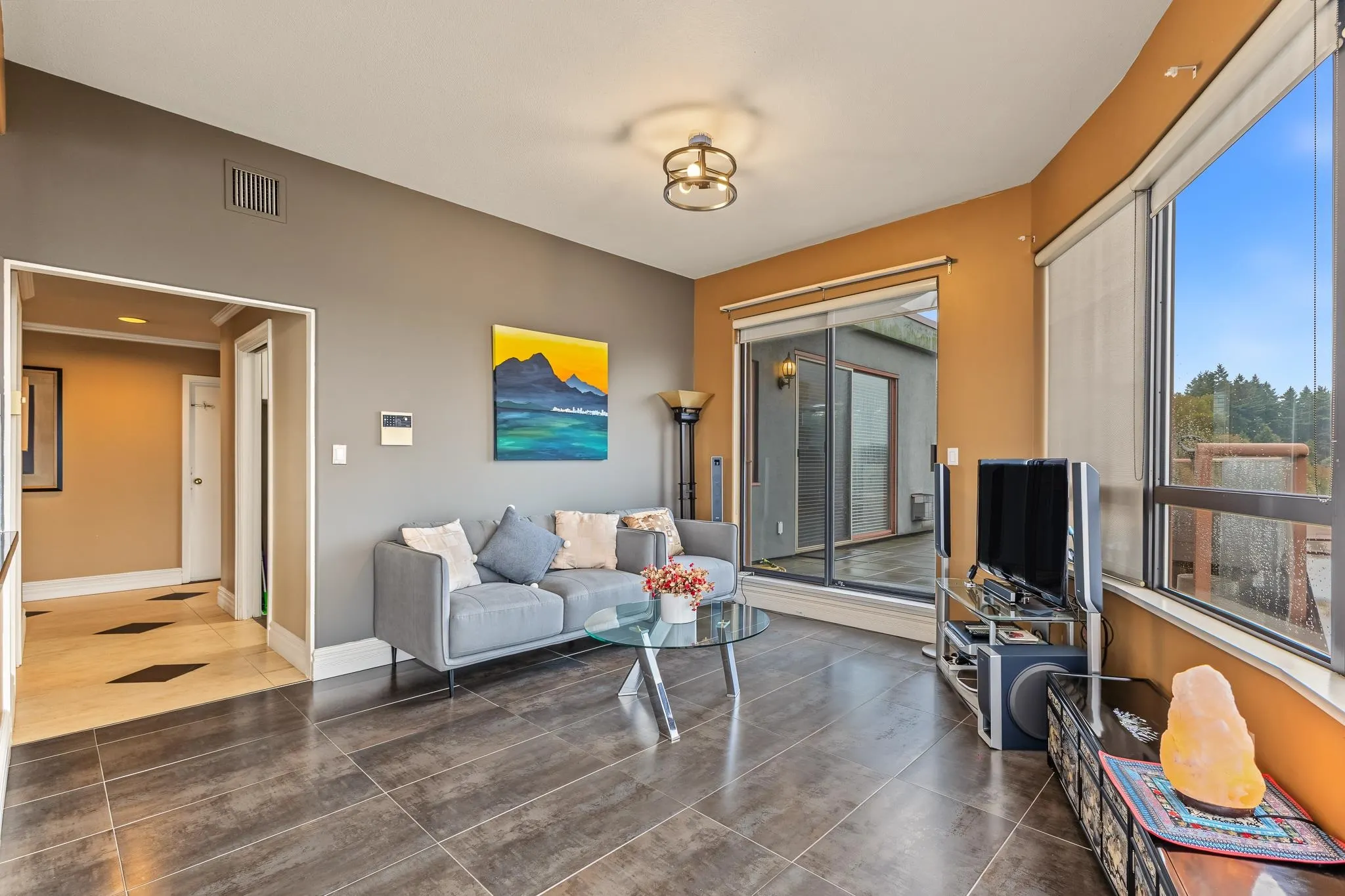 38 Leopold Place #1200
