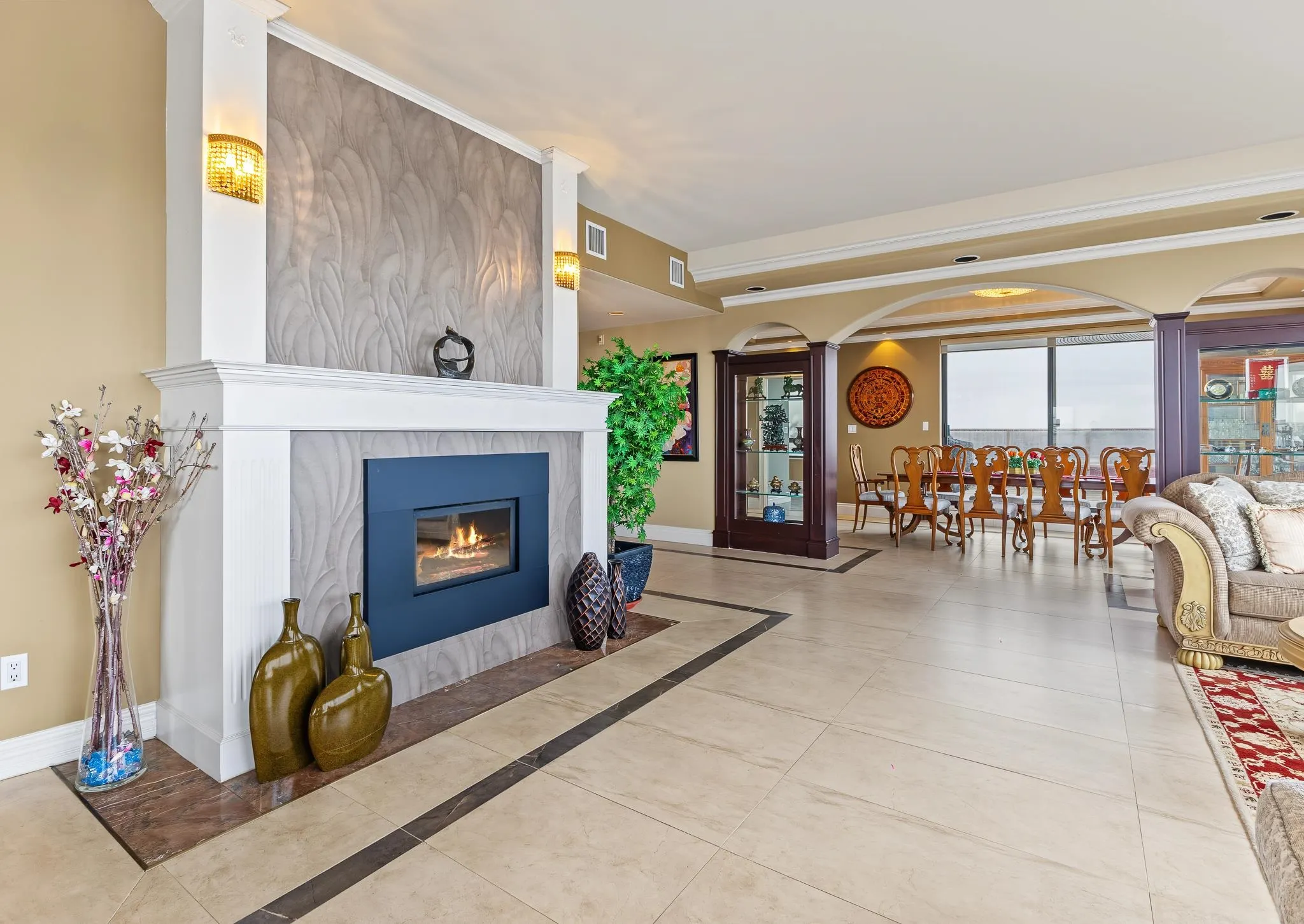 38 Leopold Place #1200
