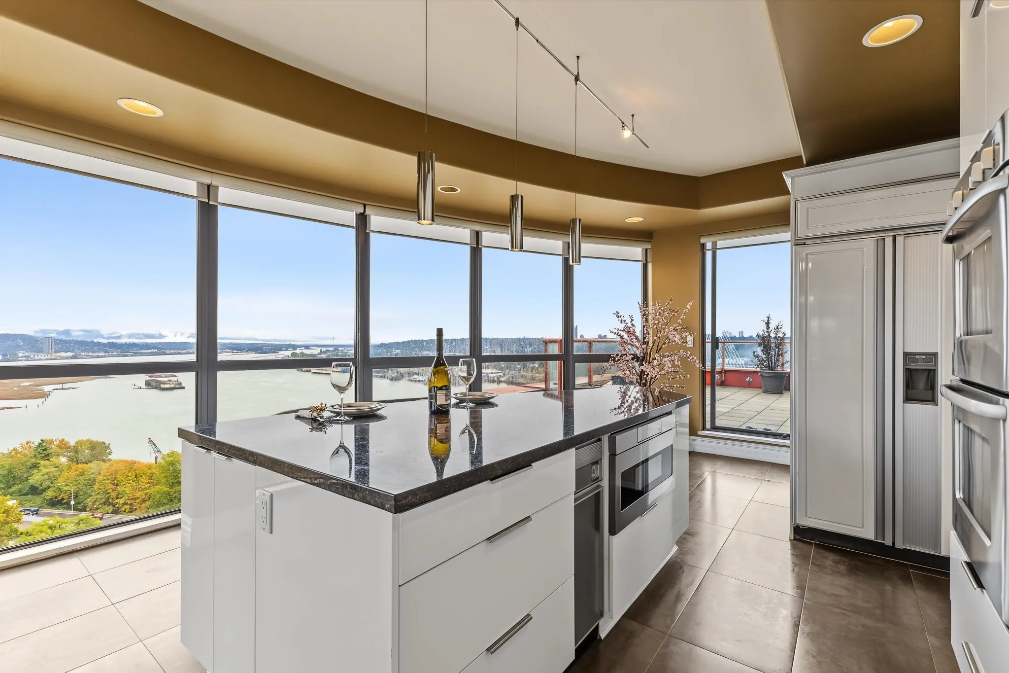 38 Leopold Place #1200