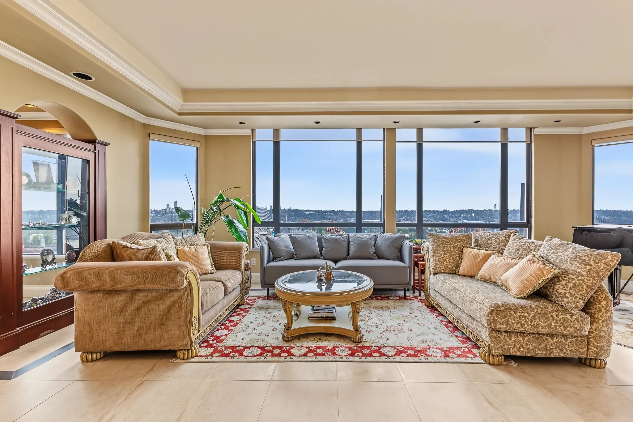 38 Leopold Place #1200