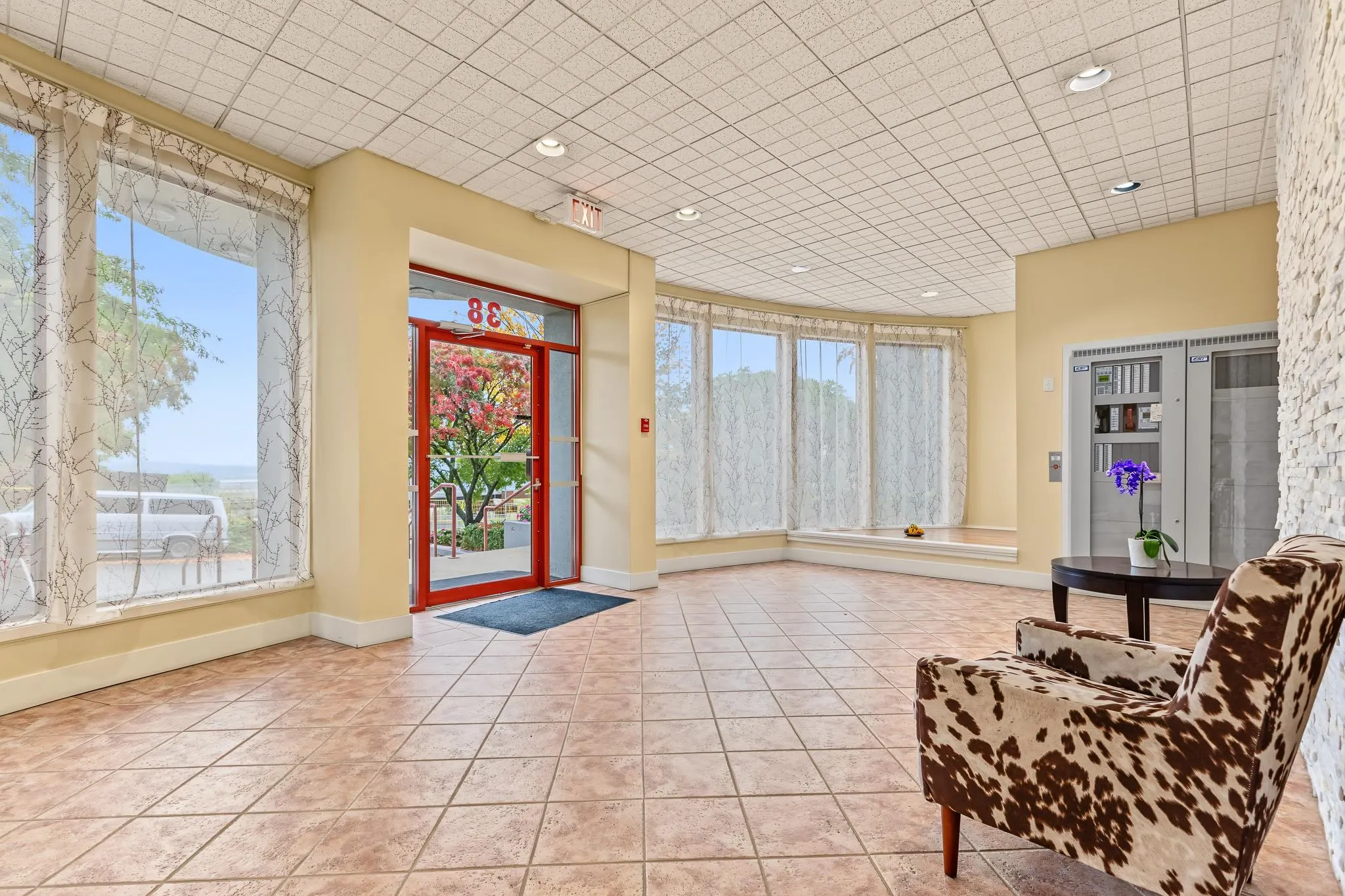 38 Leopold Place #1200