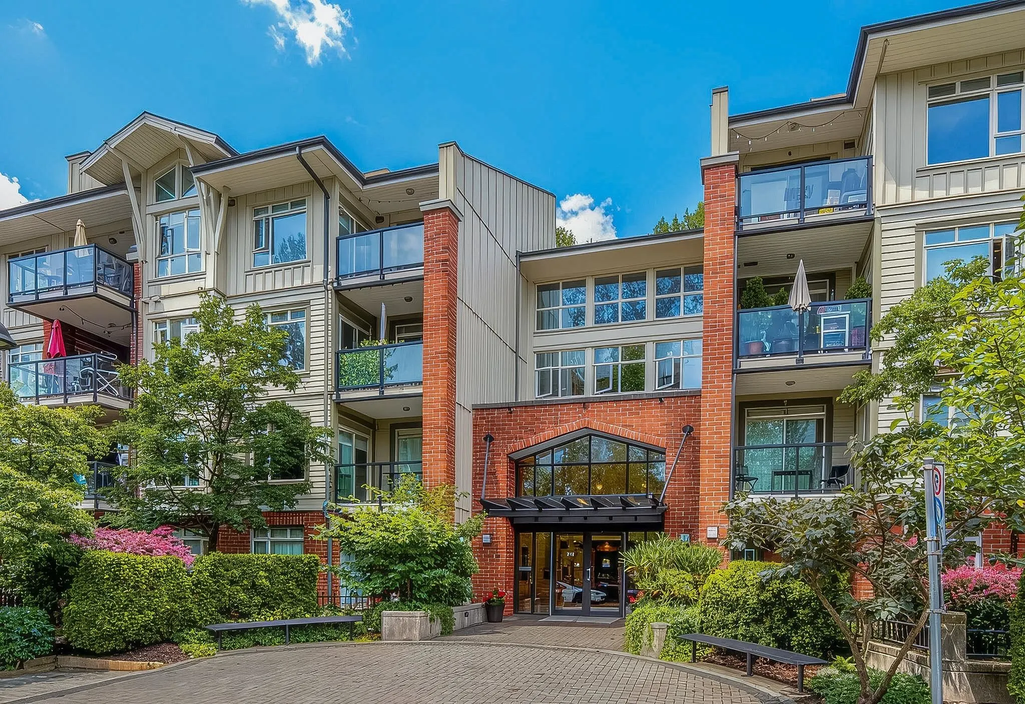 100 Capilano Road #304