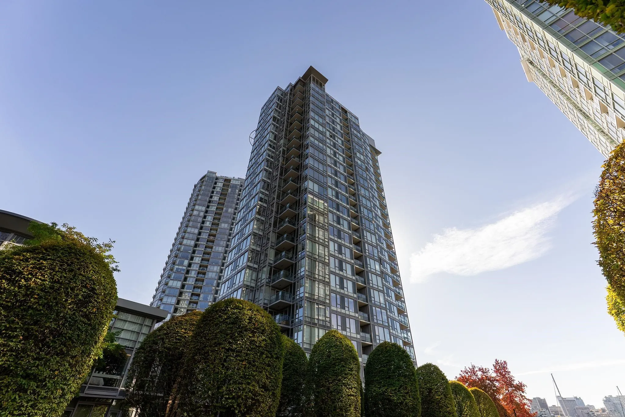 1067 Marinaside Crescent #901