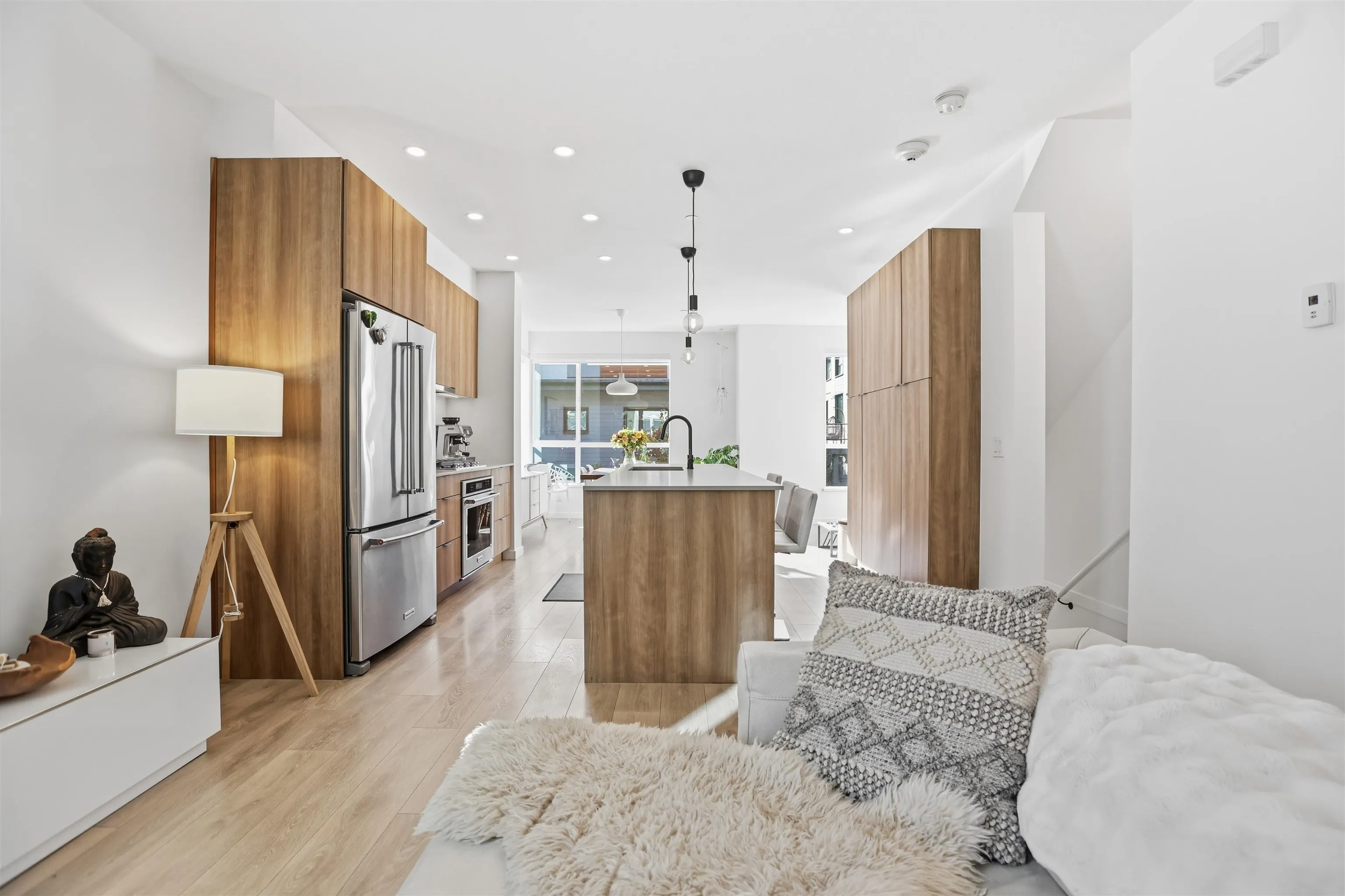 533 E 3rd Street #24