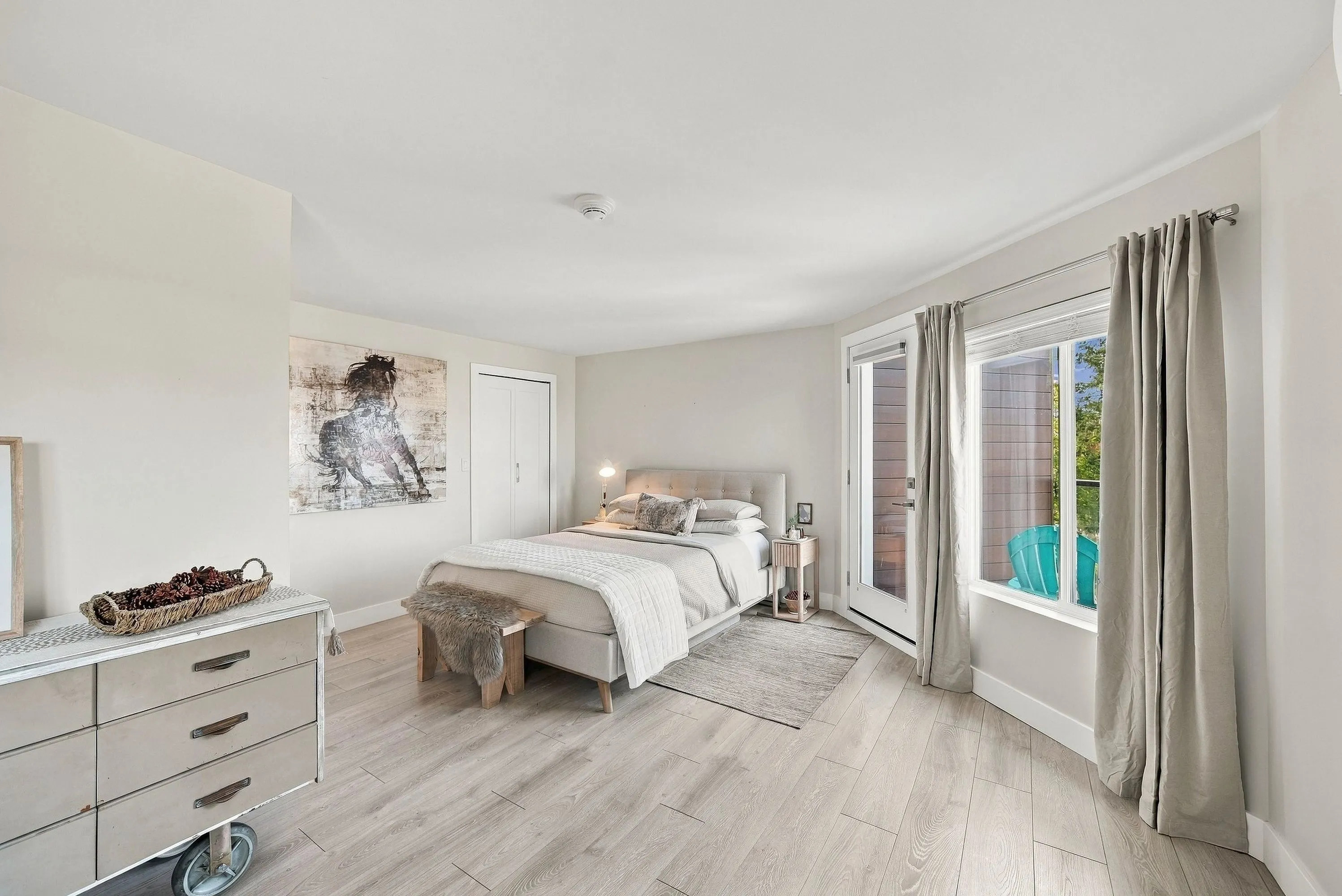 15989 Marine Drive #9