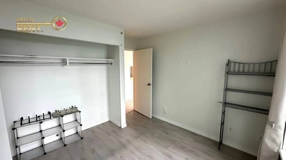 438 Seymour Street #704