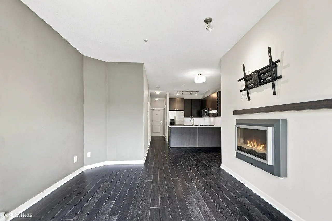 5655 210a Street #305
