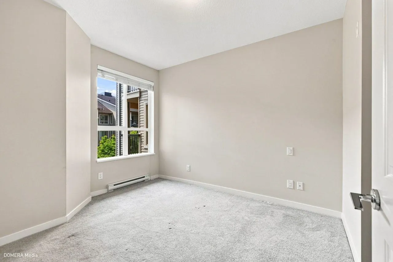 5655 210a Street #305