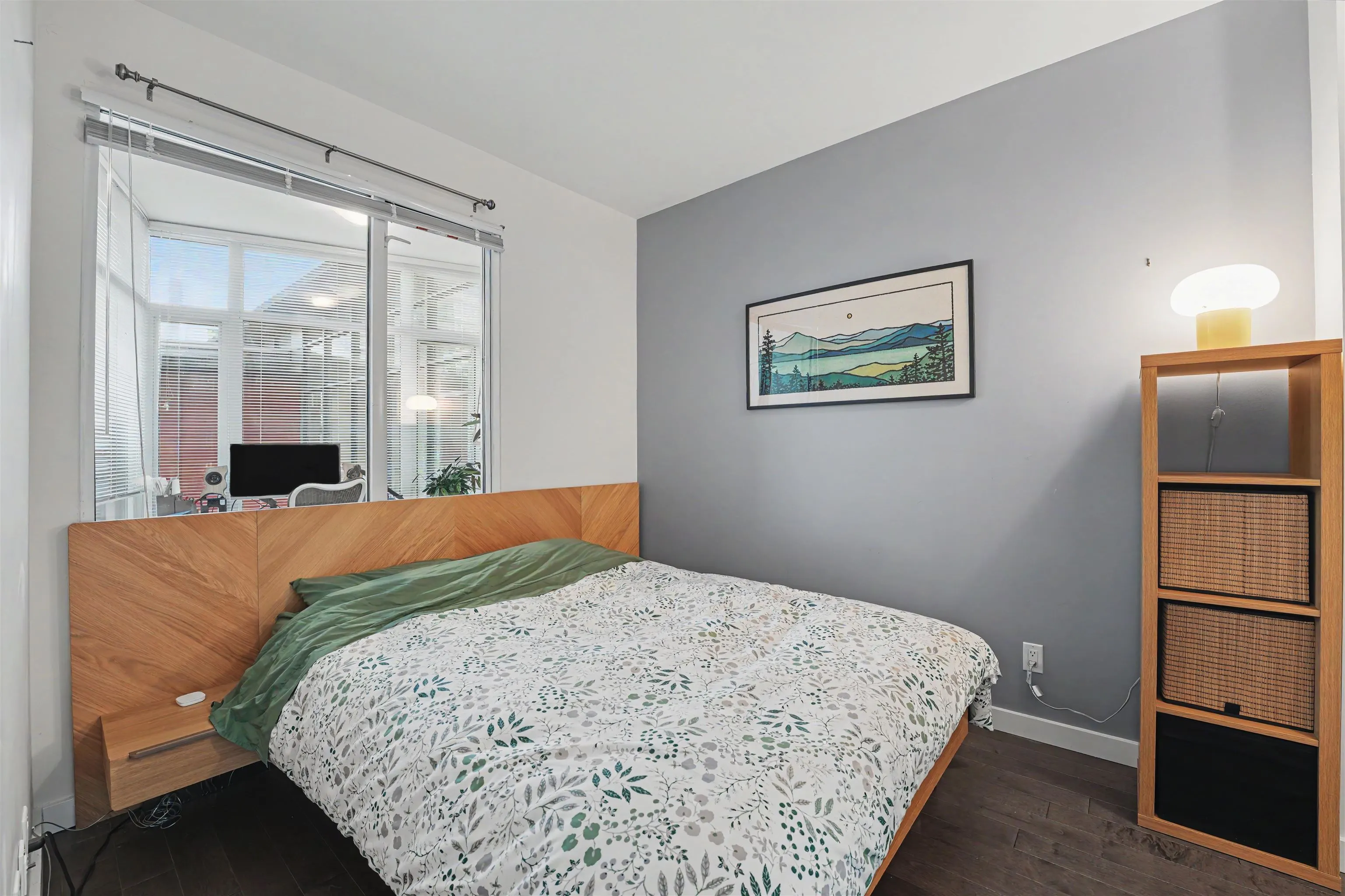 38 W 1st Avenue #807