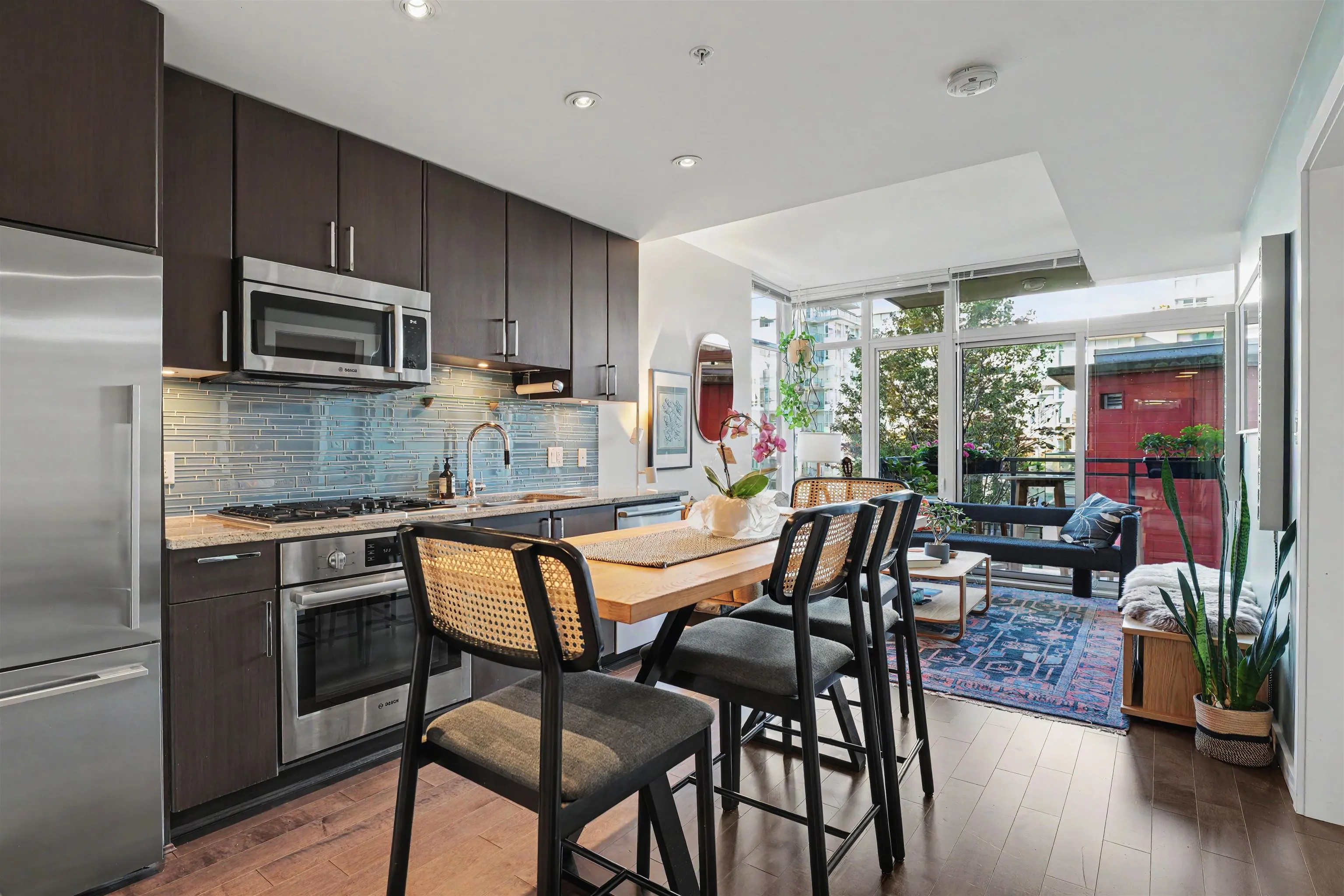 38 W 1st Avenue #807
