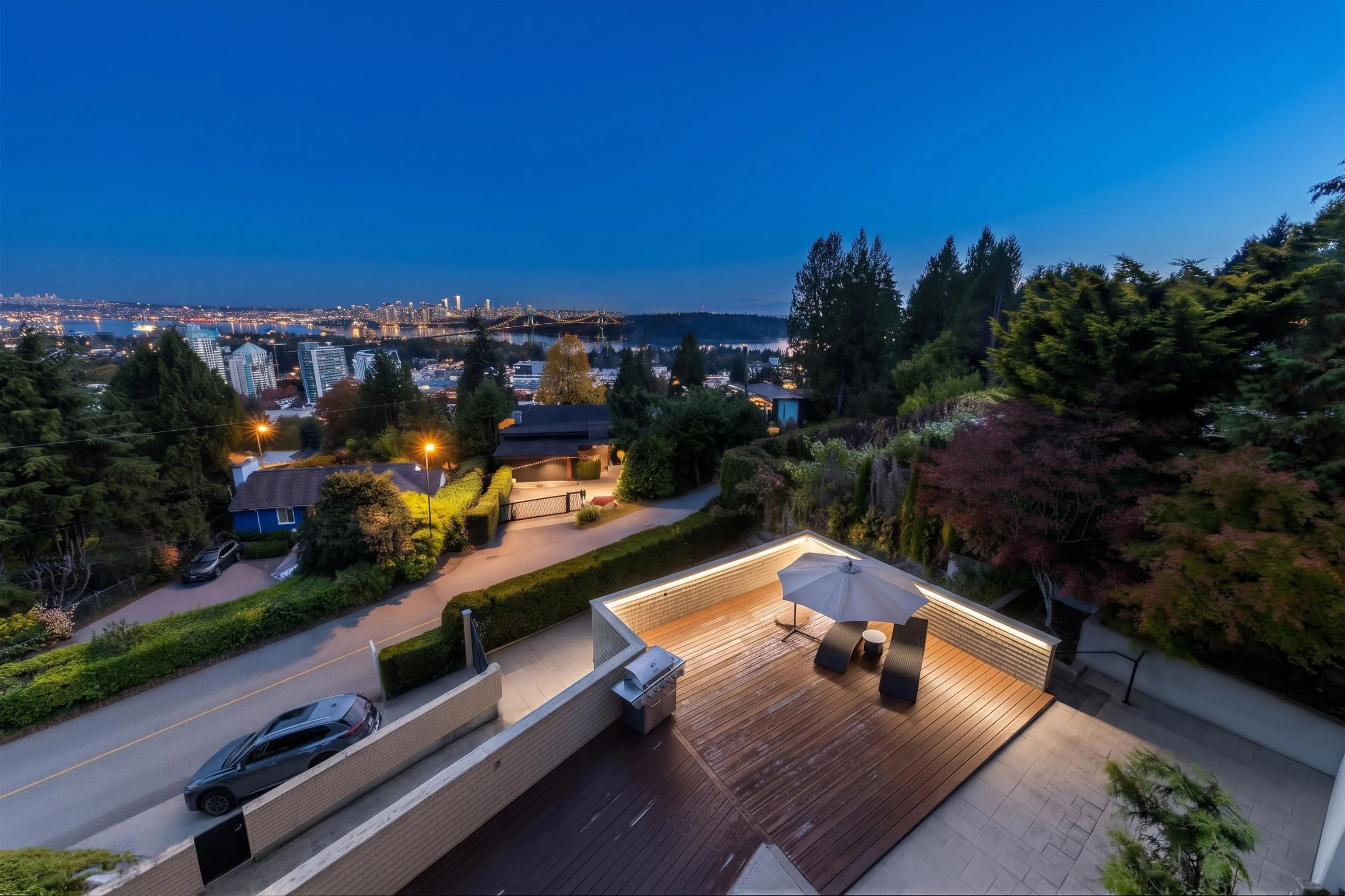 855 Anderson Crescent