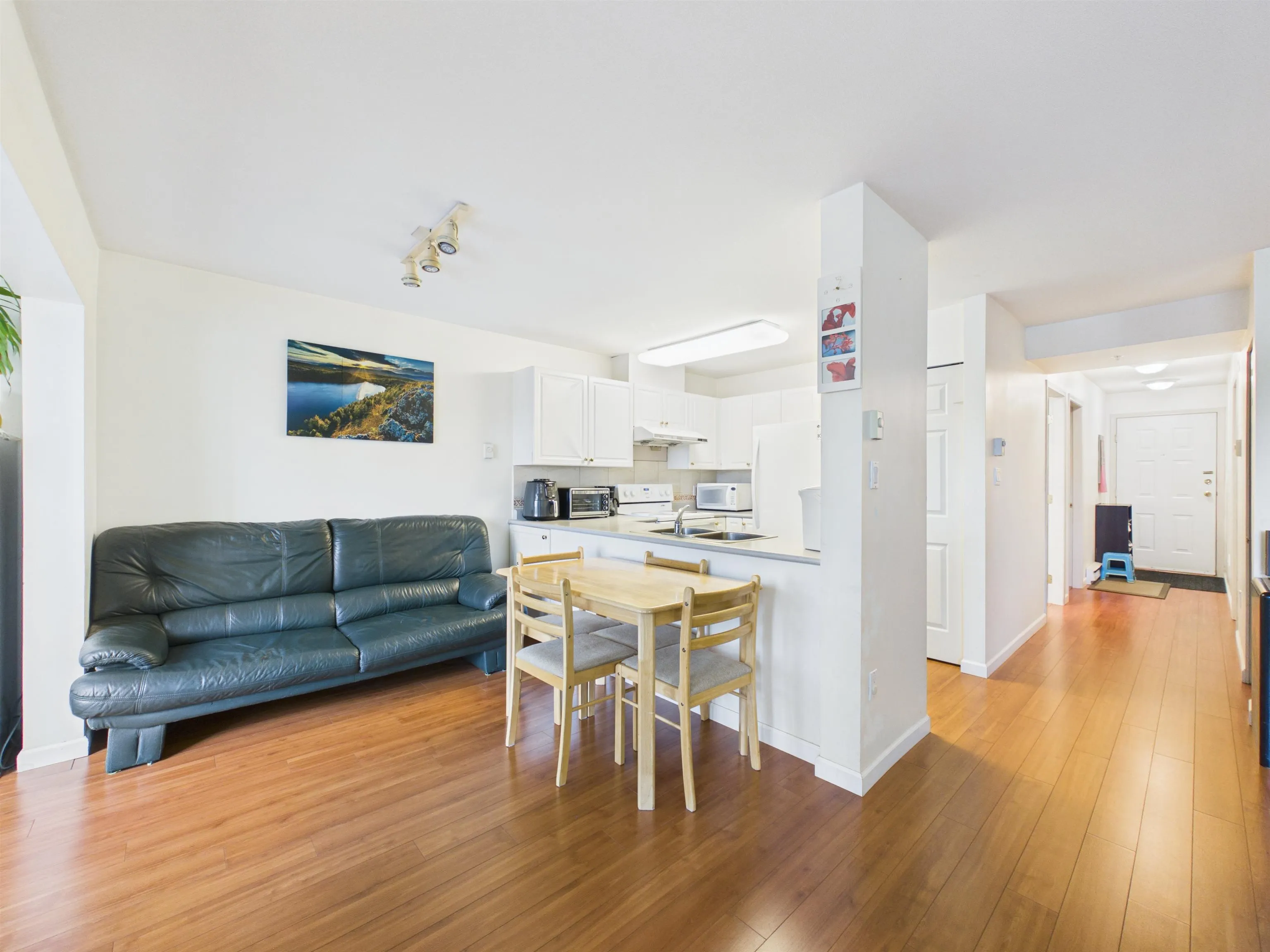 2677 E Broadway Street #208