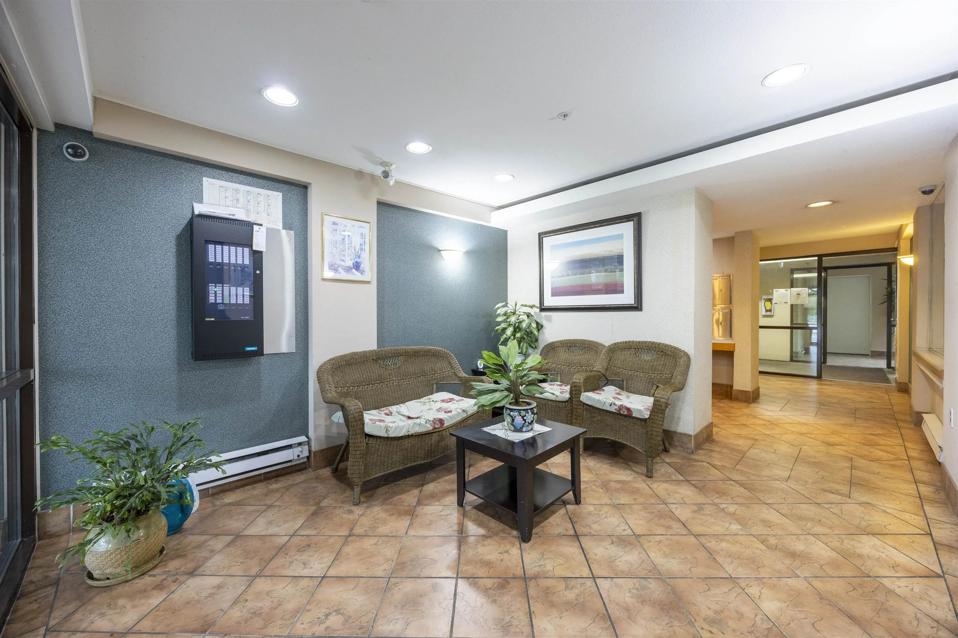 2677 E Broadway Street #208