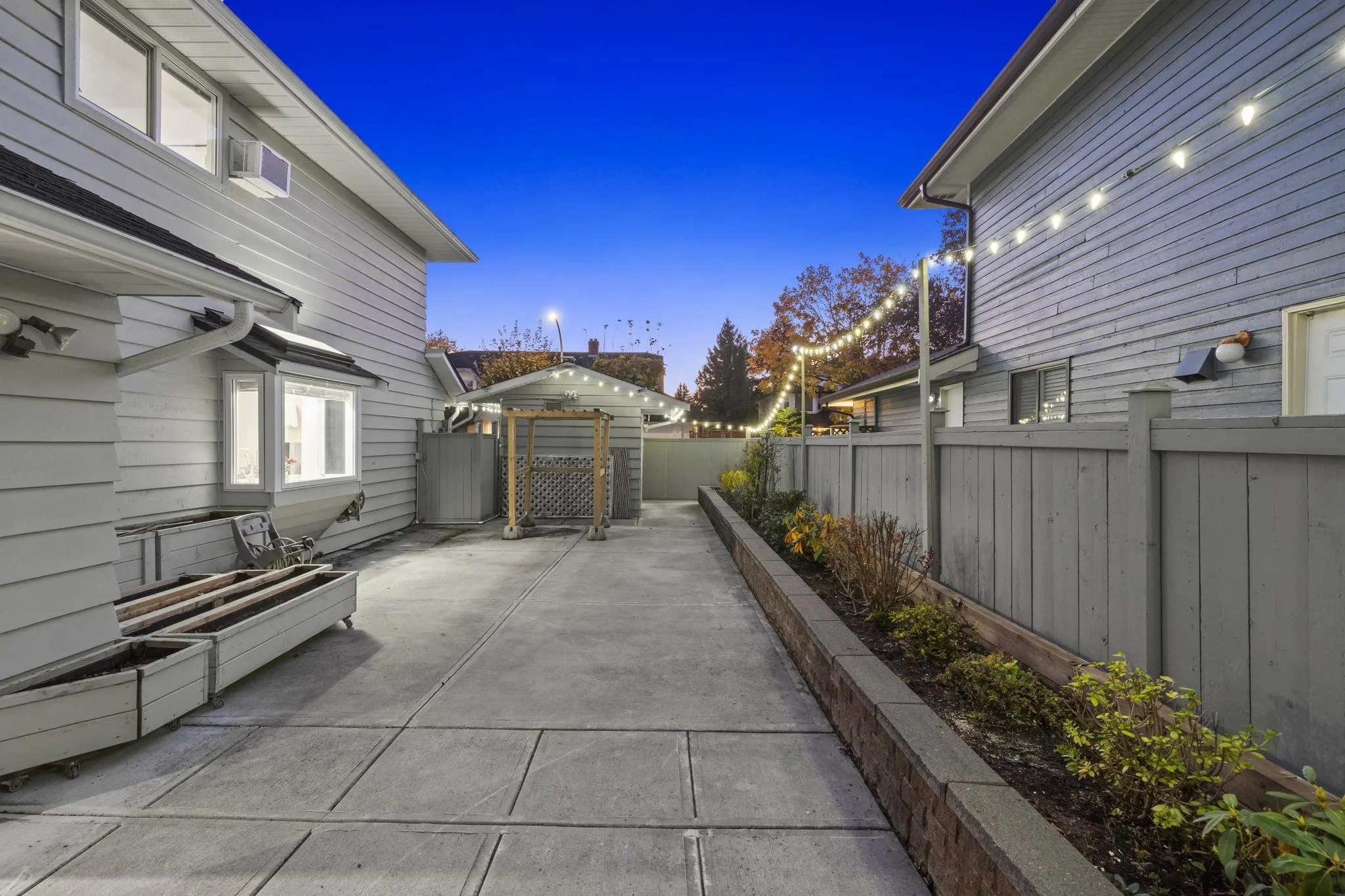 8260 Aspin Drive