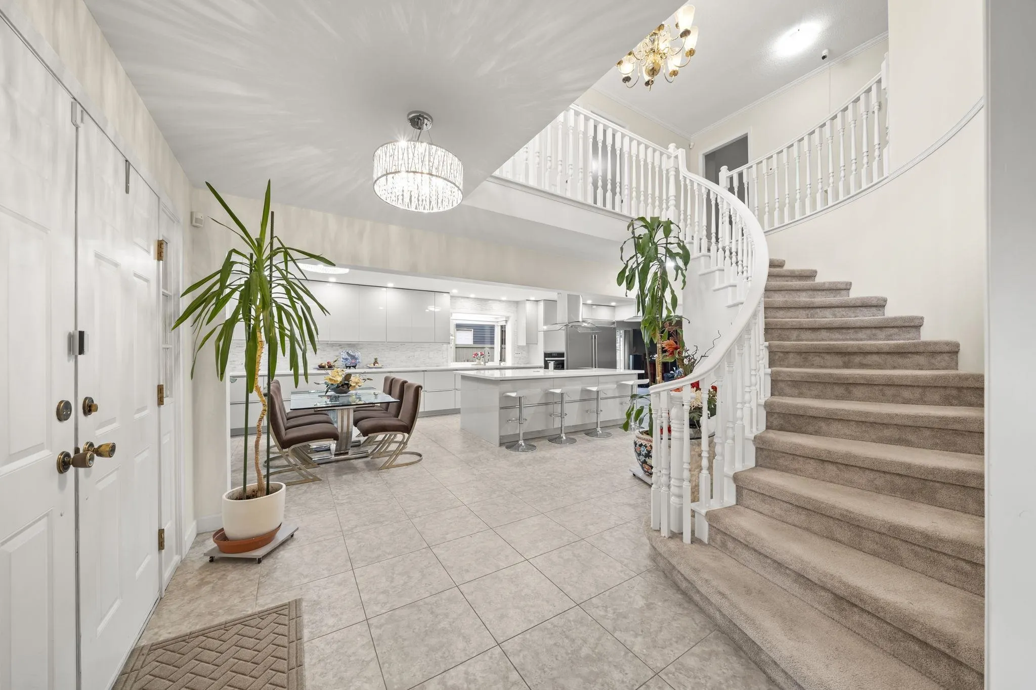 8260 Aspin Drive