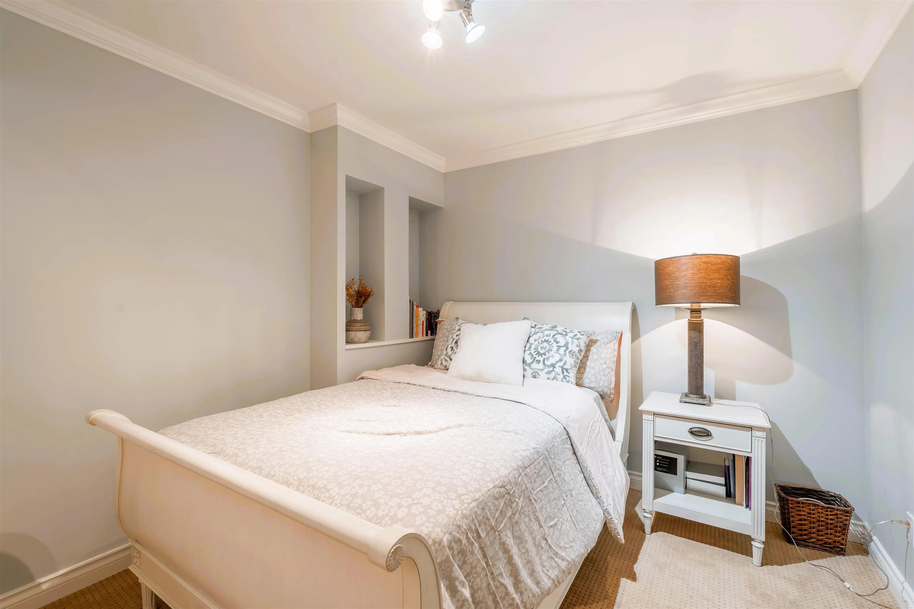 2278 Folkestone Way #1