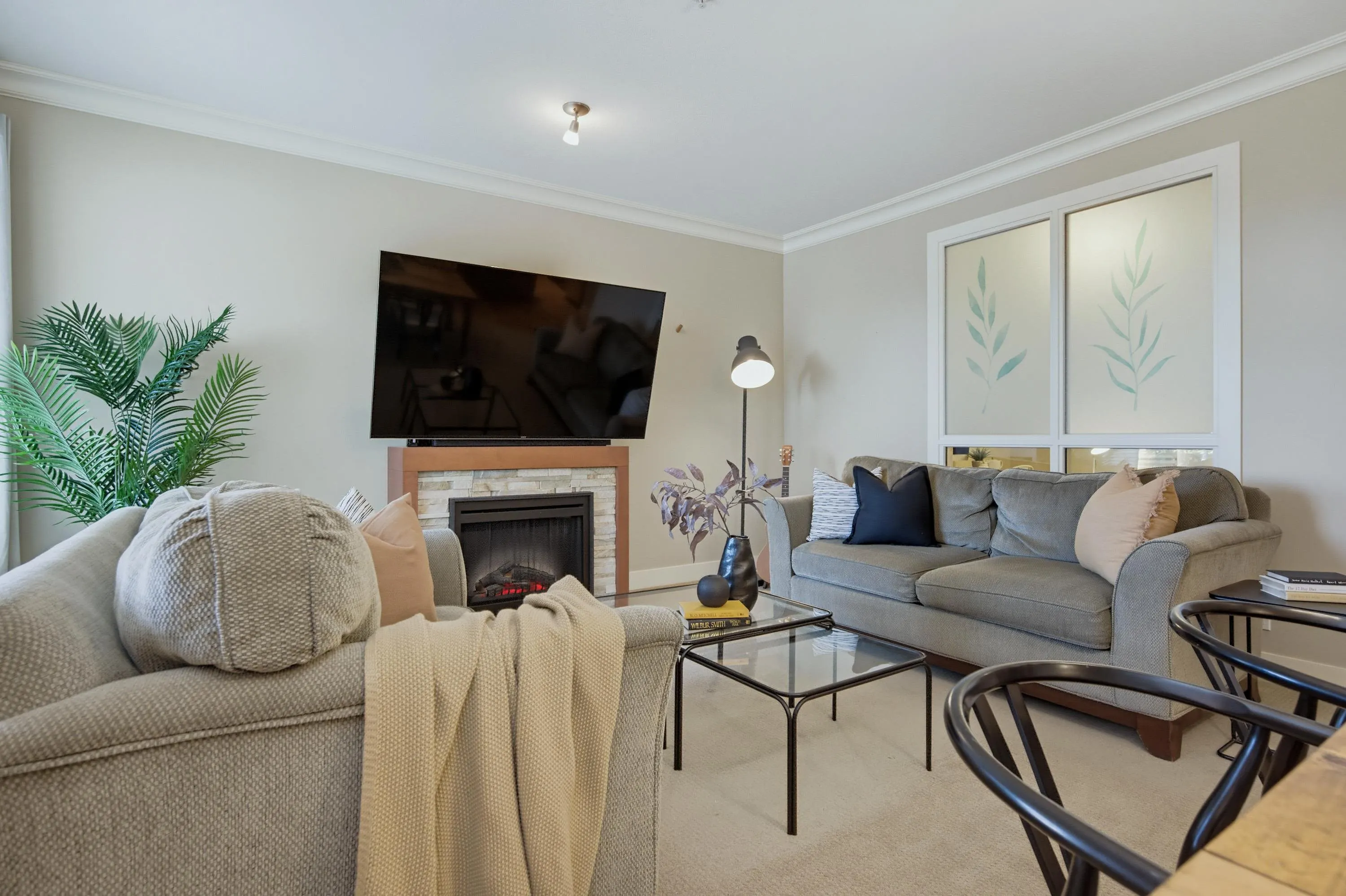 5430 201 Street #409
