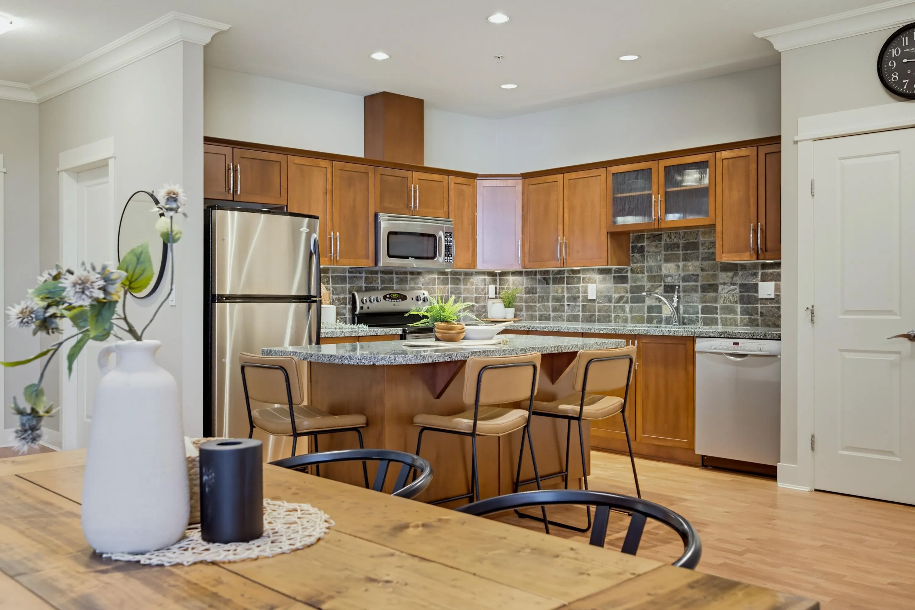 5430 201 Street #409