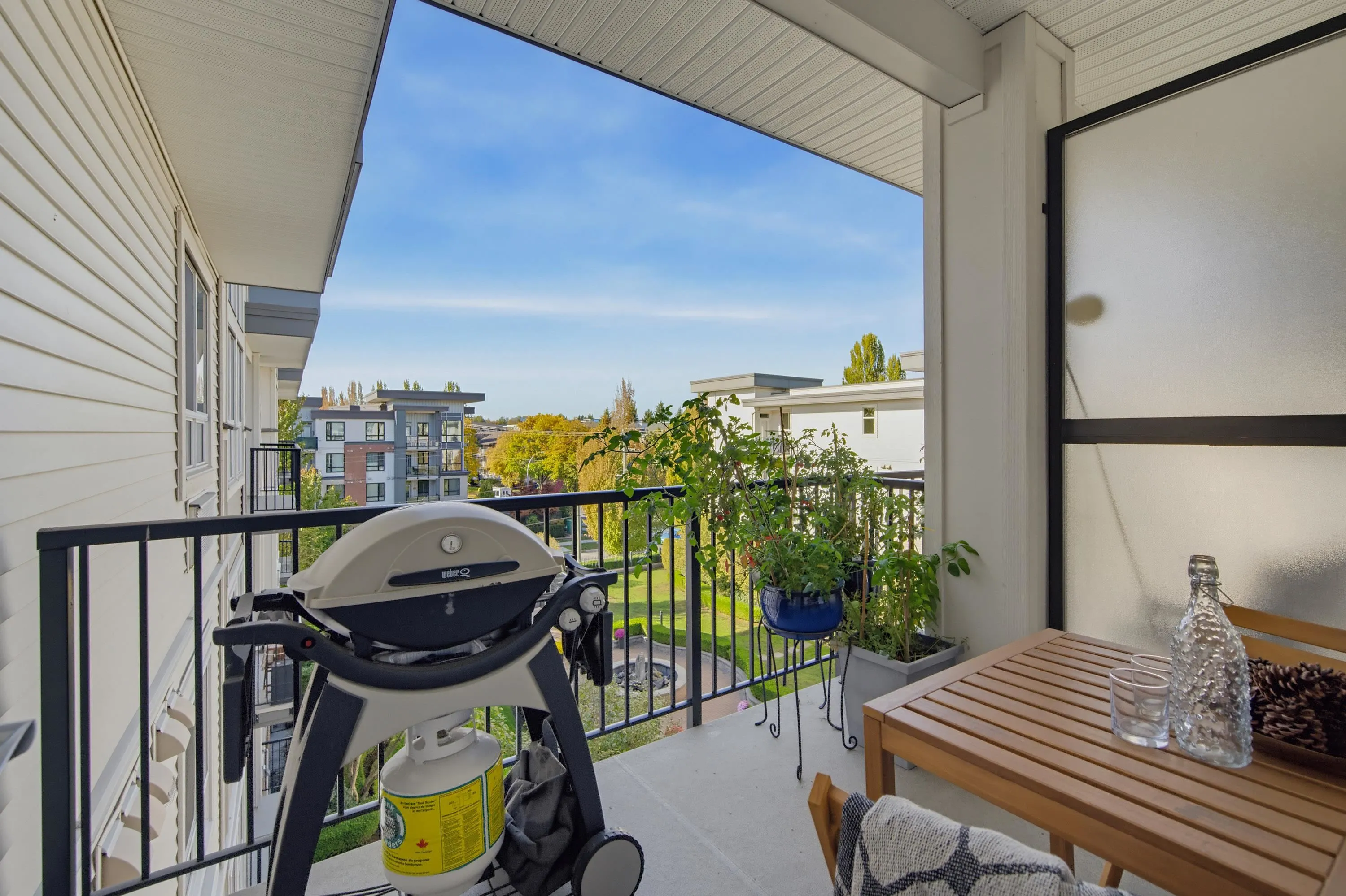 5430 201 Street #409