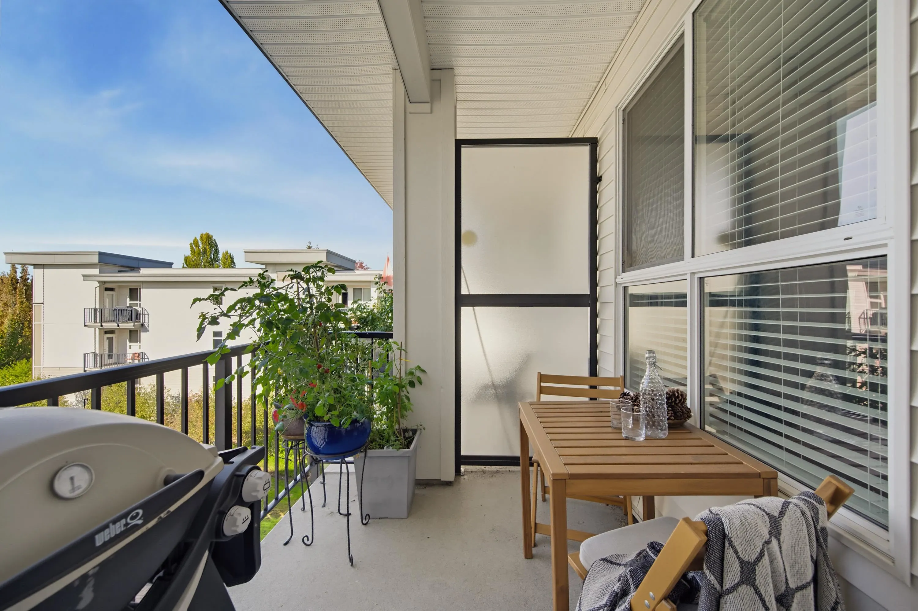 5430 201 Street #409