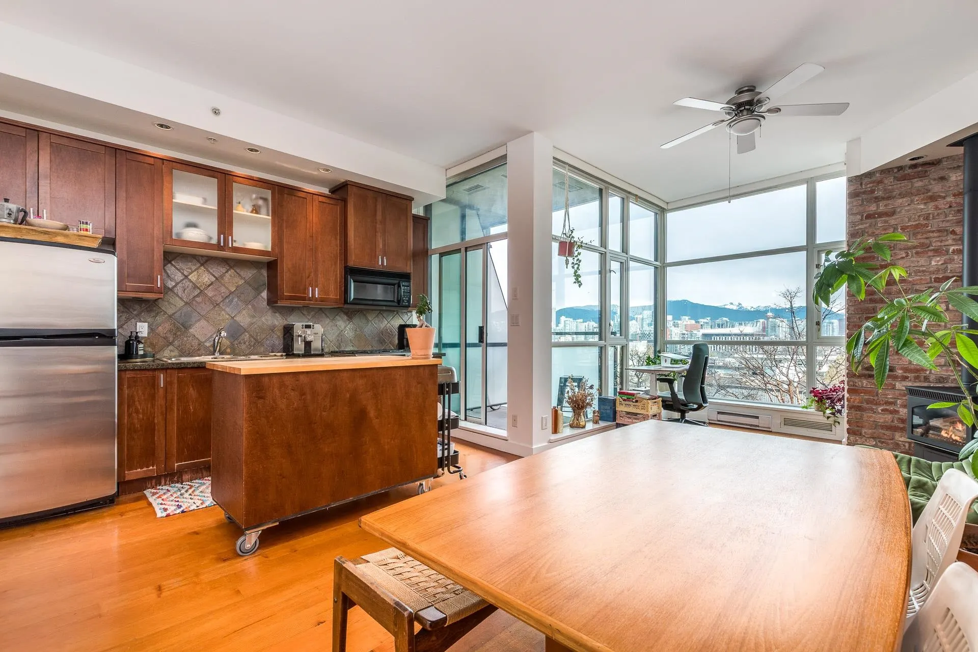 2515 Ontario Street #316