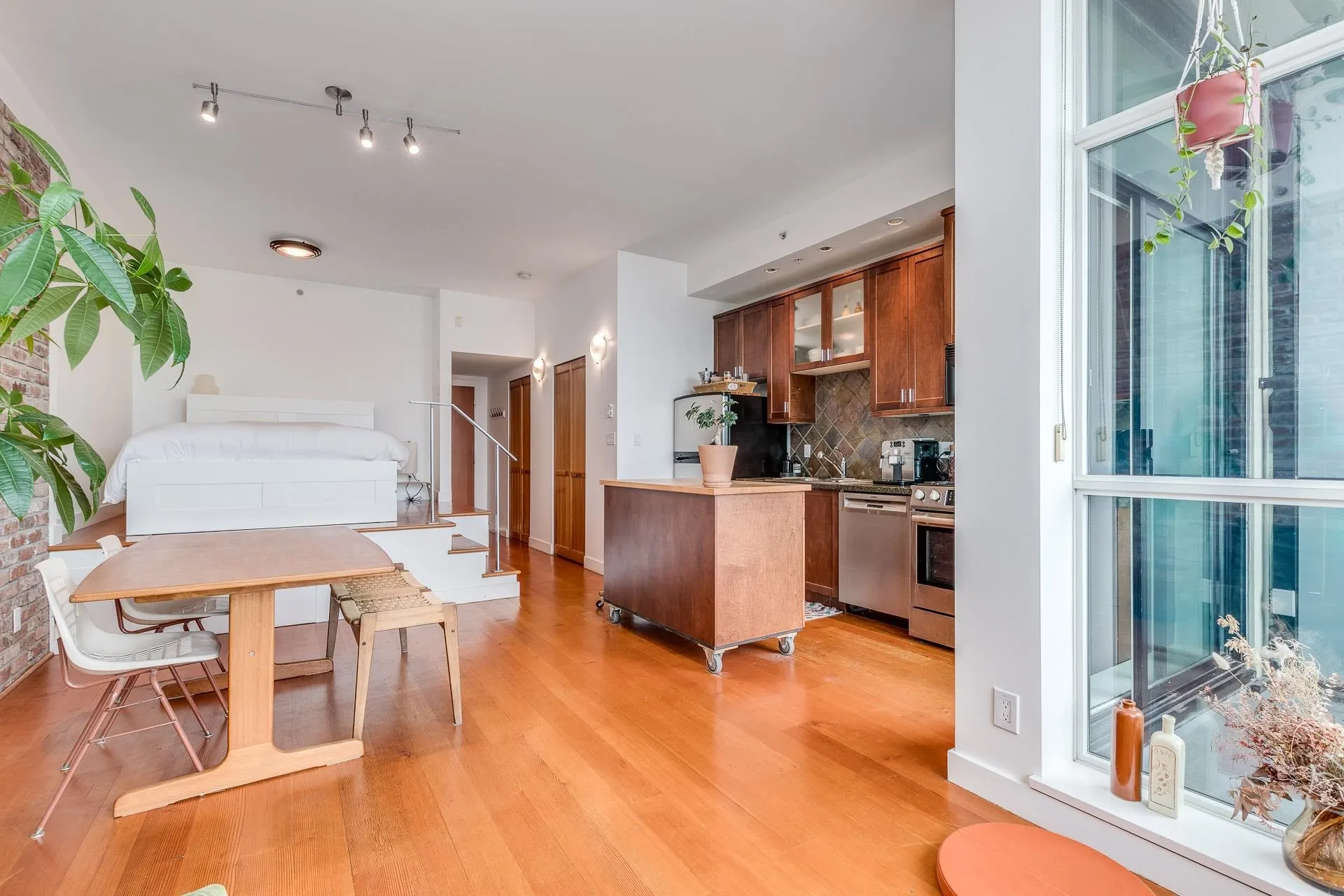 2515 Ontario Street #316