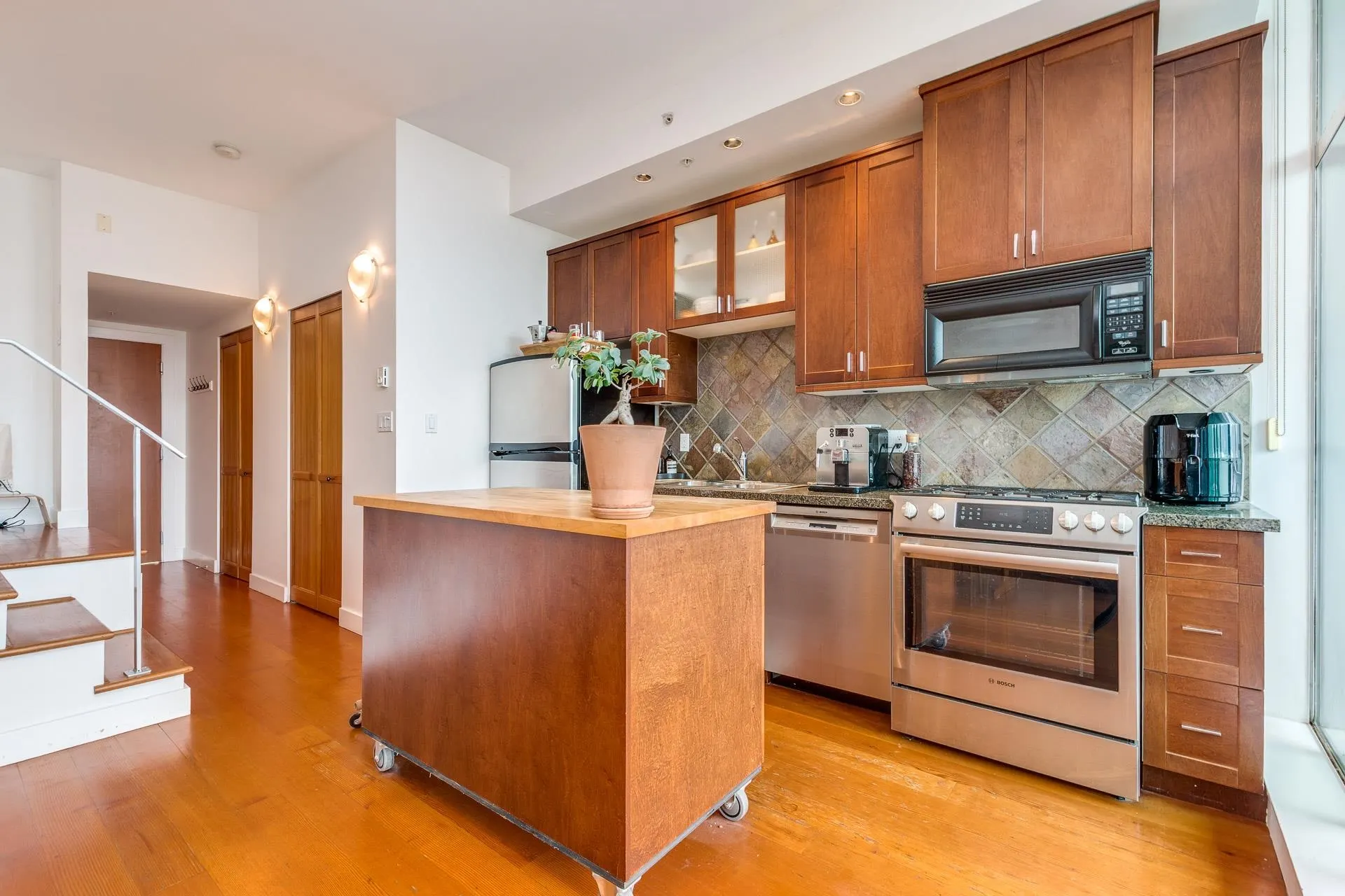 2515 Ontario Street #316