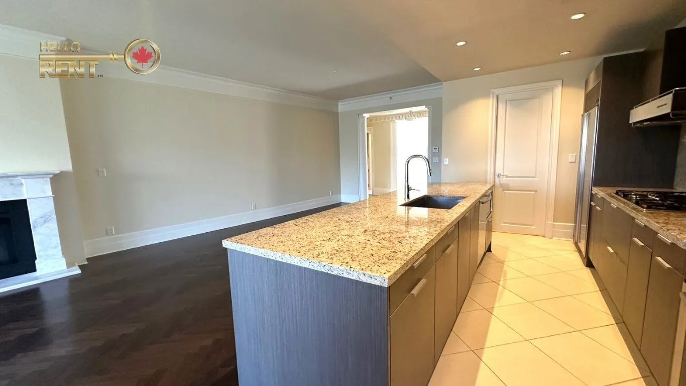 508 Waters Edge Crescent #401