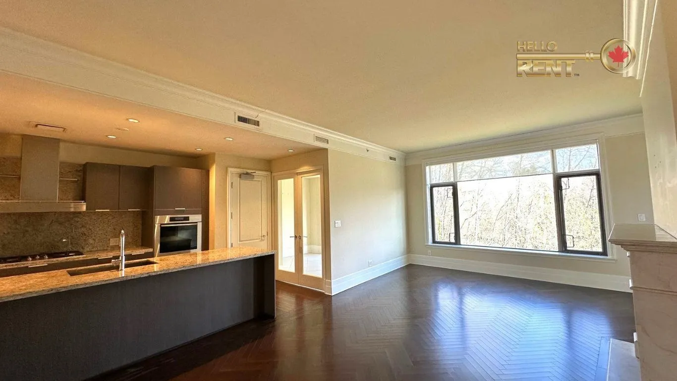 508 Waters Edge Crescent #401