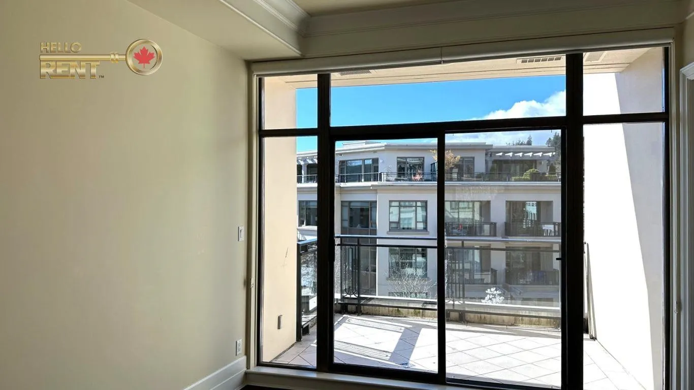 508 Waters Edge Crescent #401