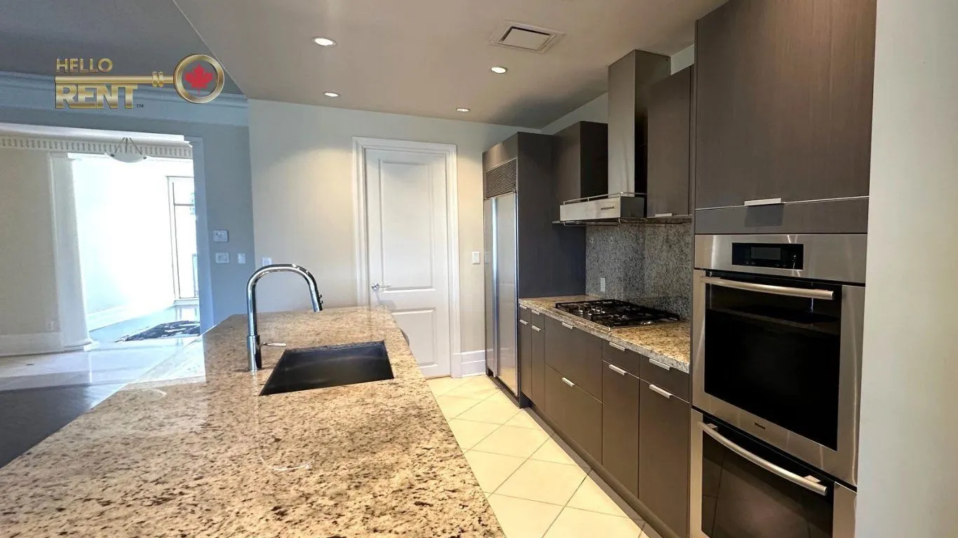 508 Waters Edge Crescent #401