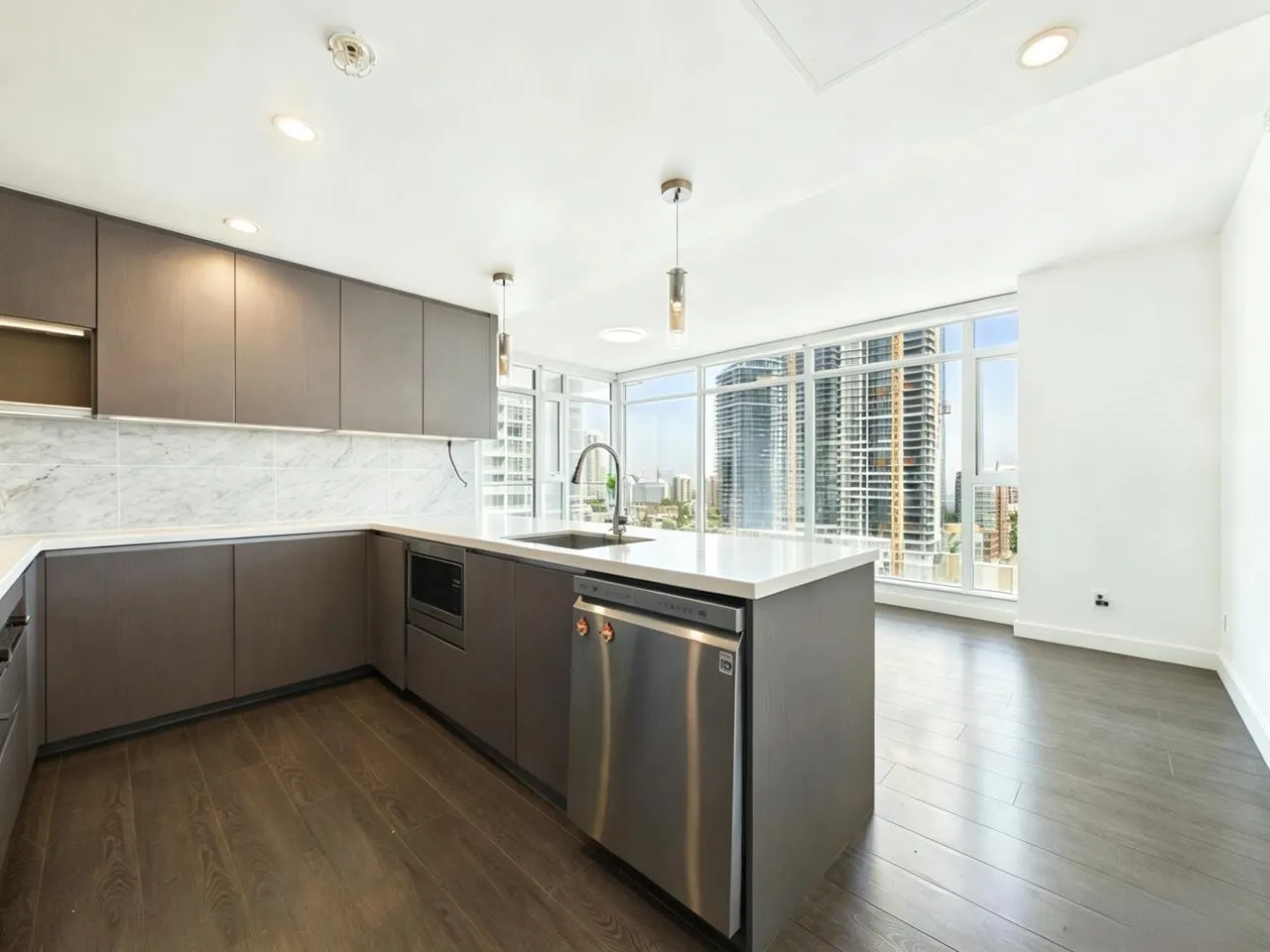6538 Nelson Avenue #1907