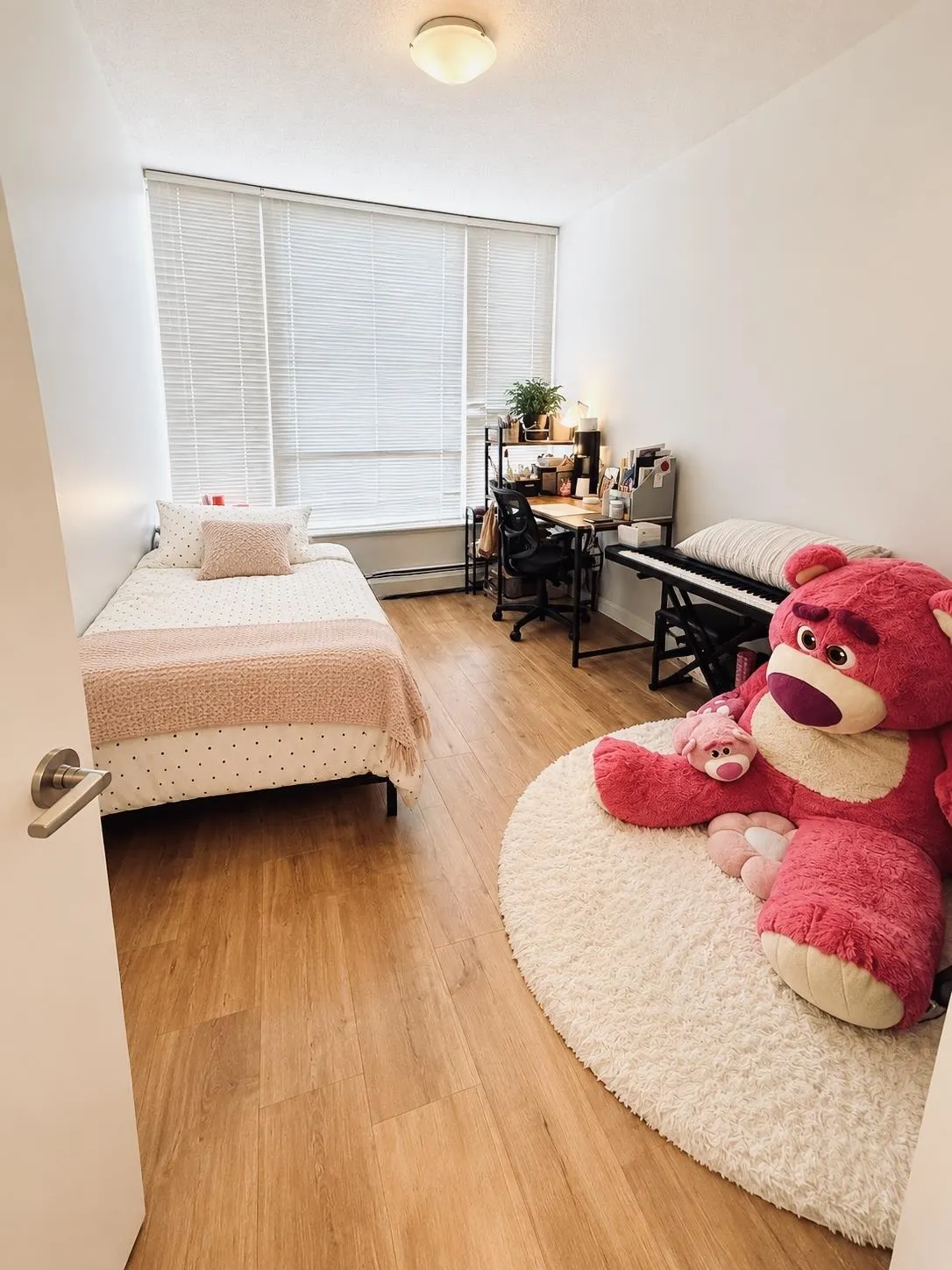 58 Keefer Place #2801