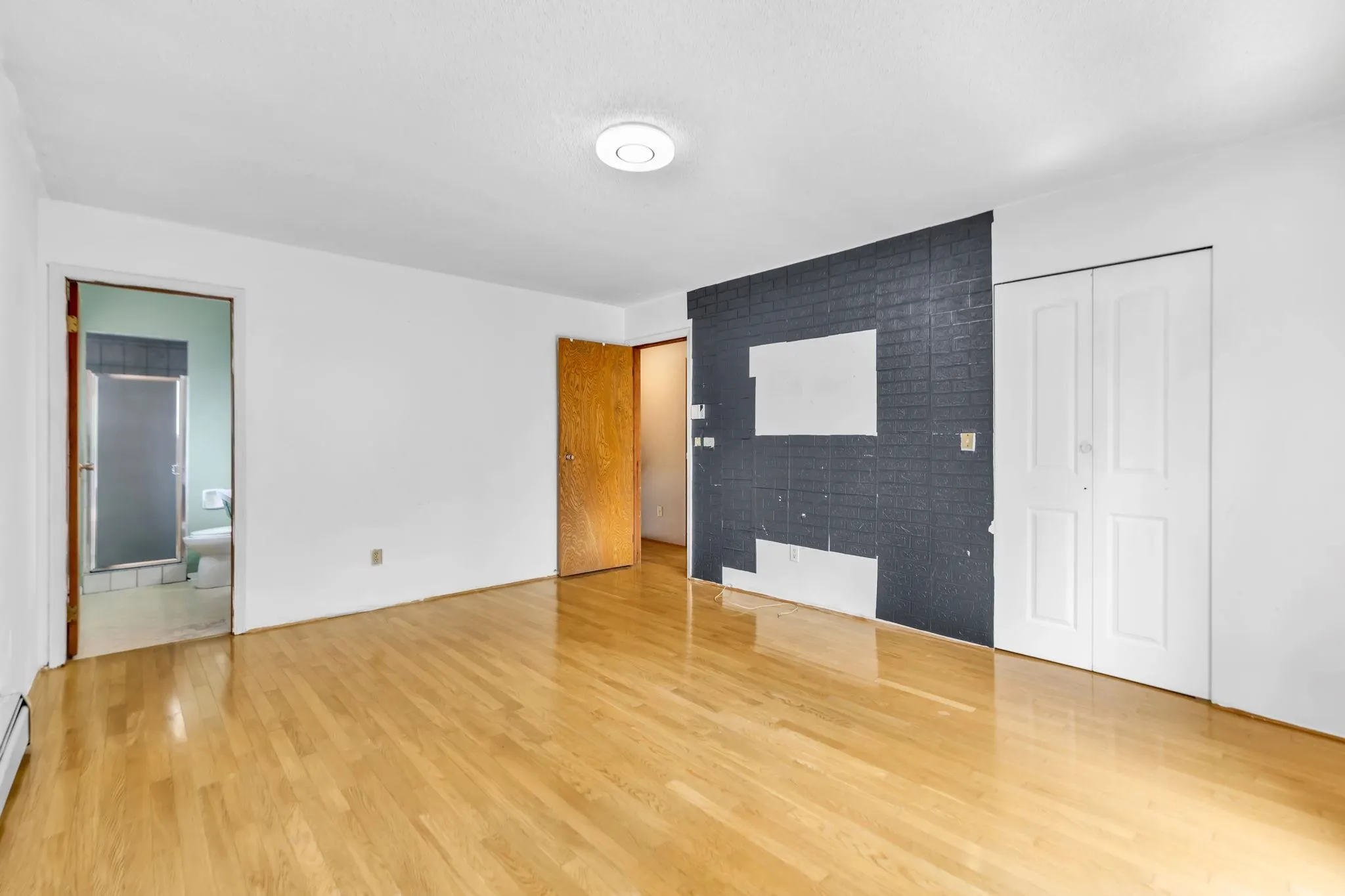 12881 Carluke Crescent
