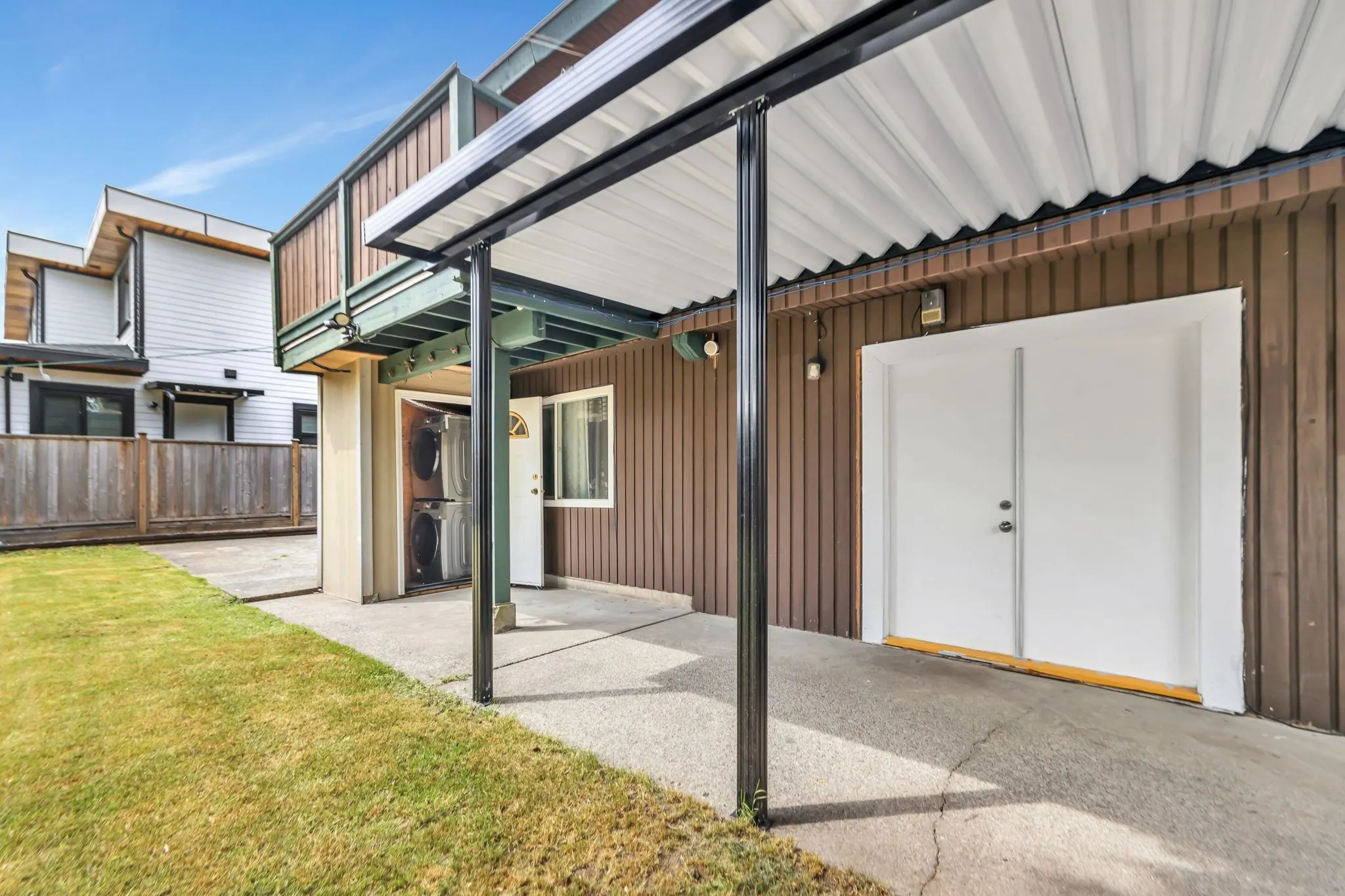 12881 Carluke Crescent