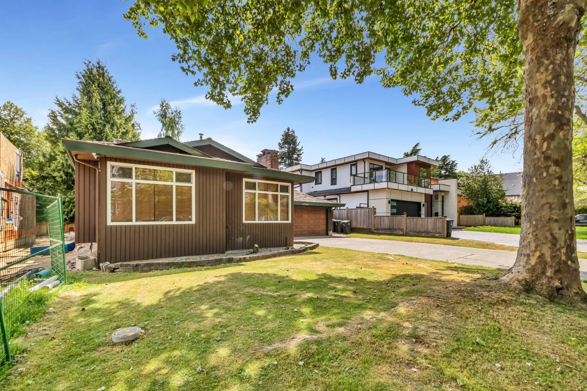 12881 Carluke Crescent
