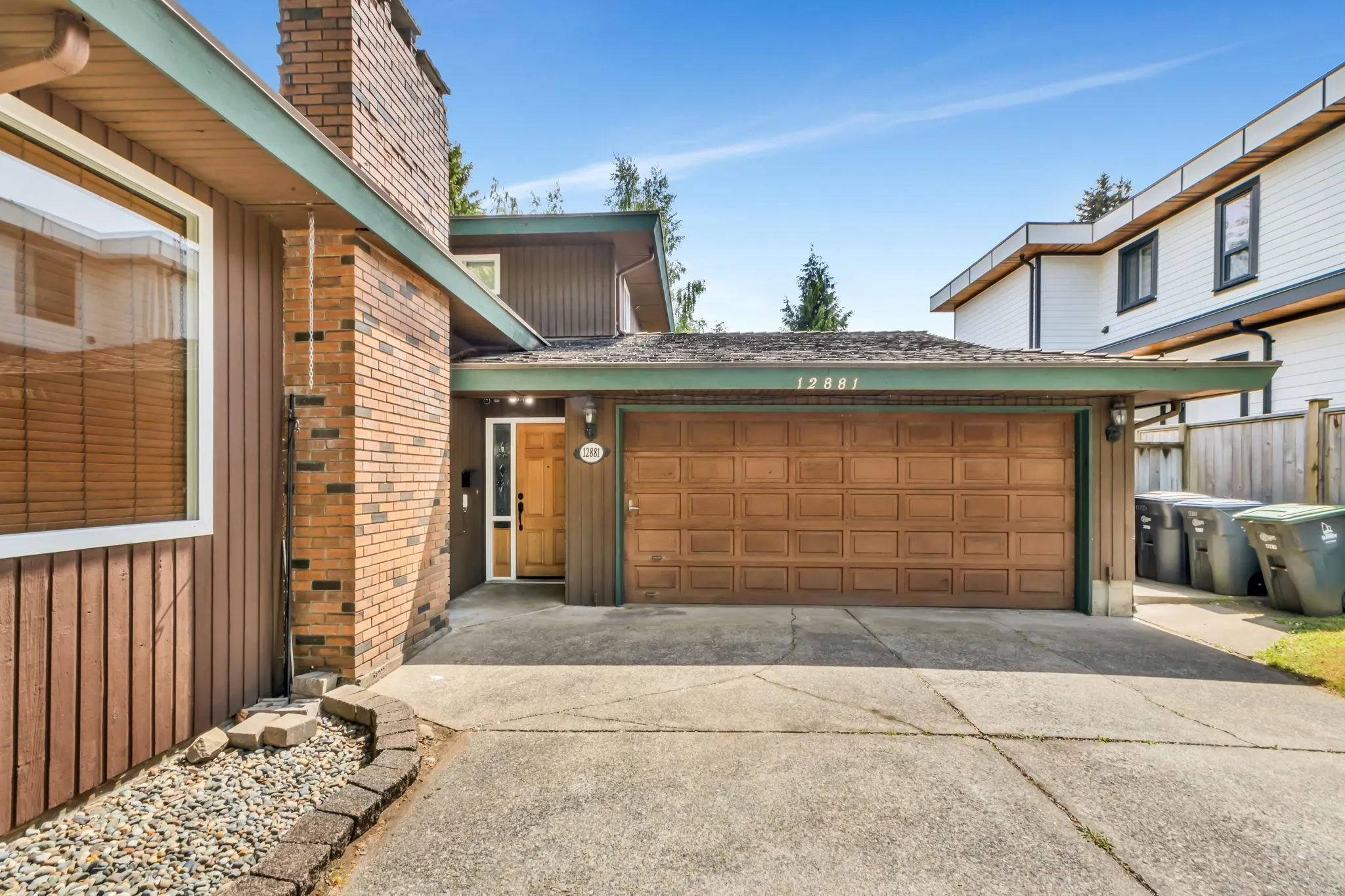 12881 Carluke Crescent