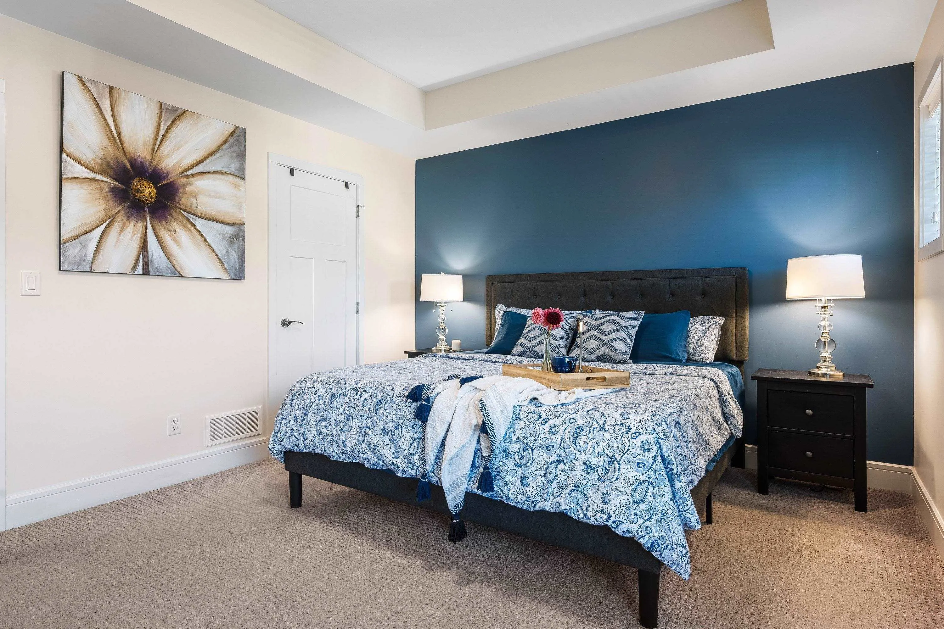 1640 Mackay Crescent #18