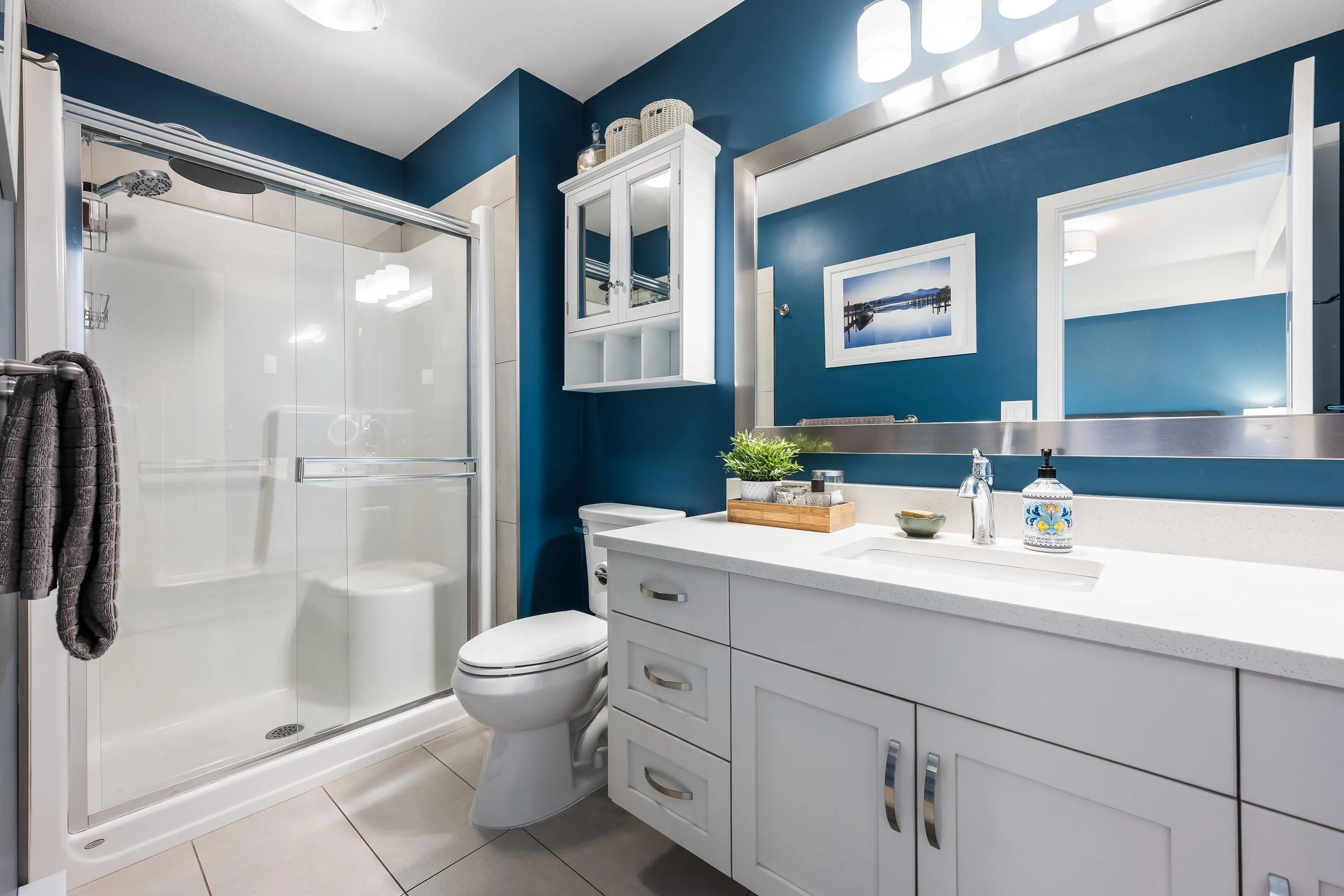 1640 Mackay Crescent #18