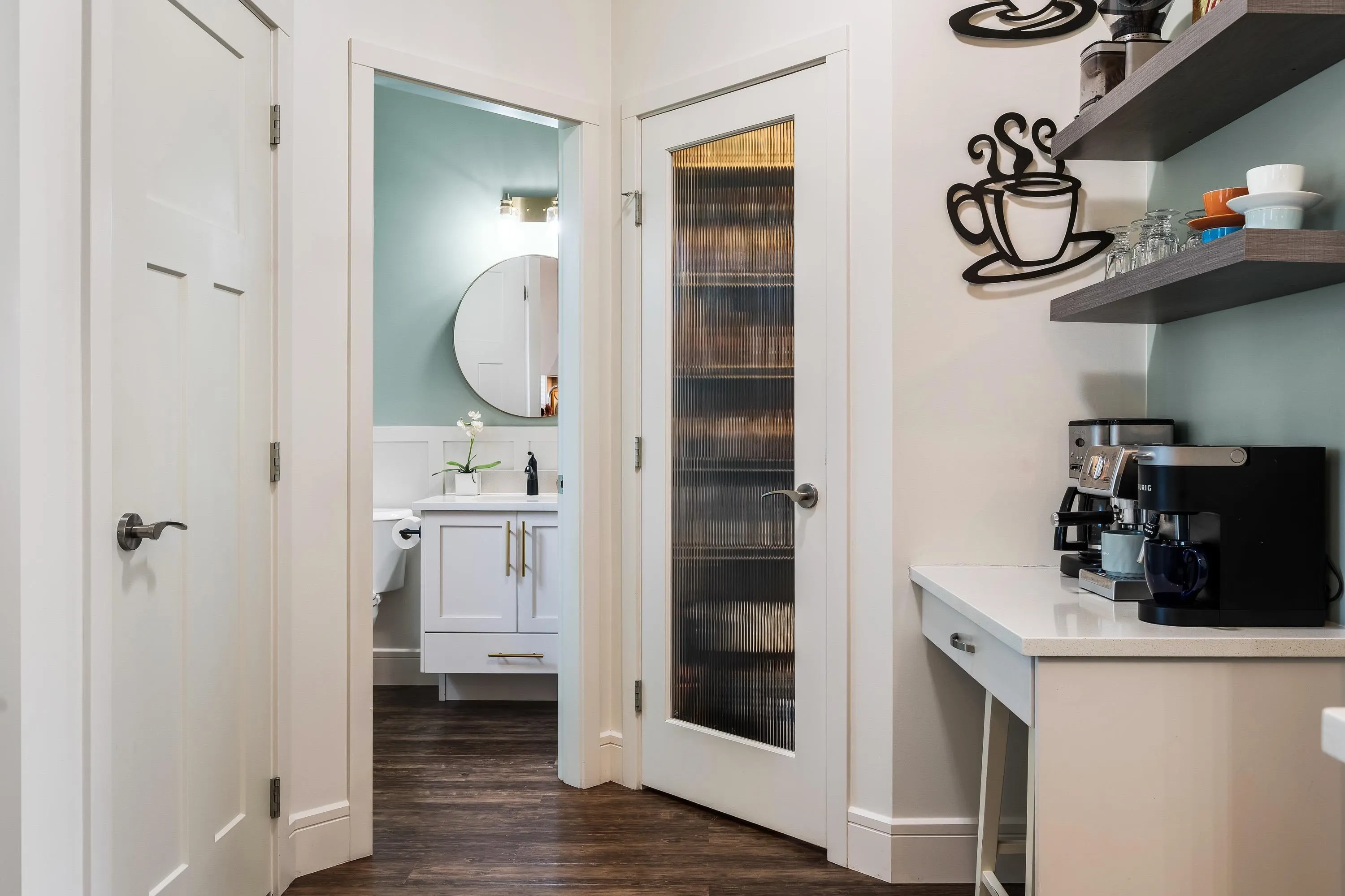 1640 Mackay Crescent #18