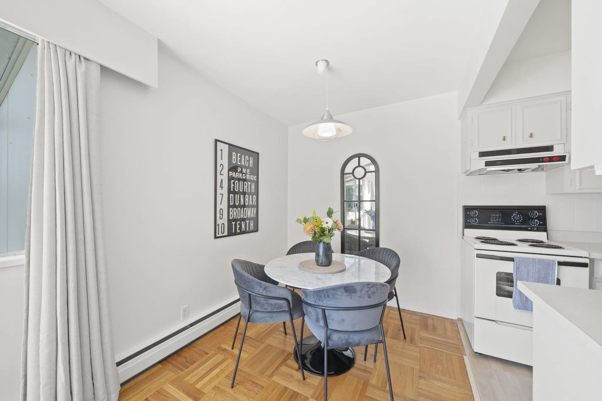 1750 Esquimalt Avenue #504
