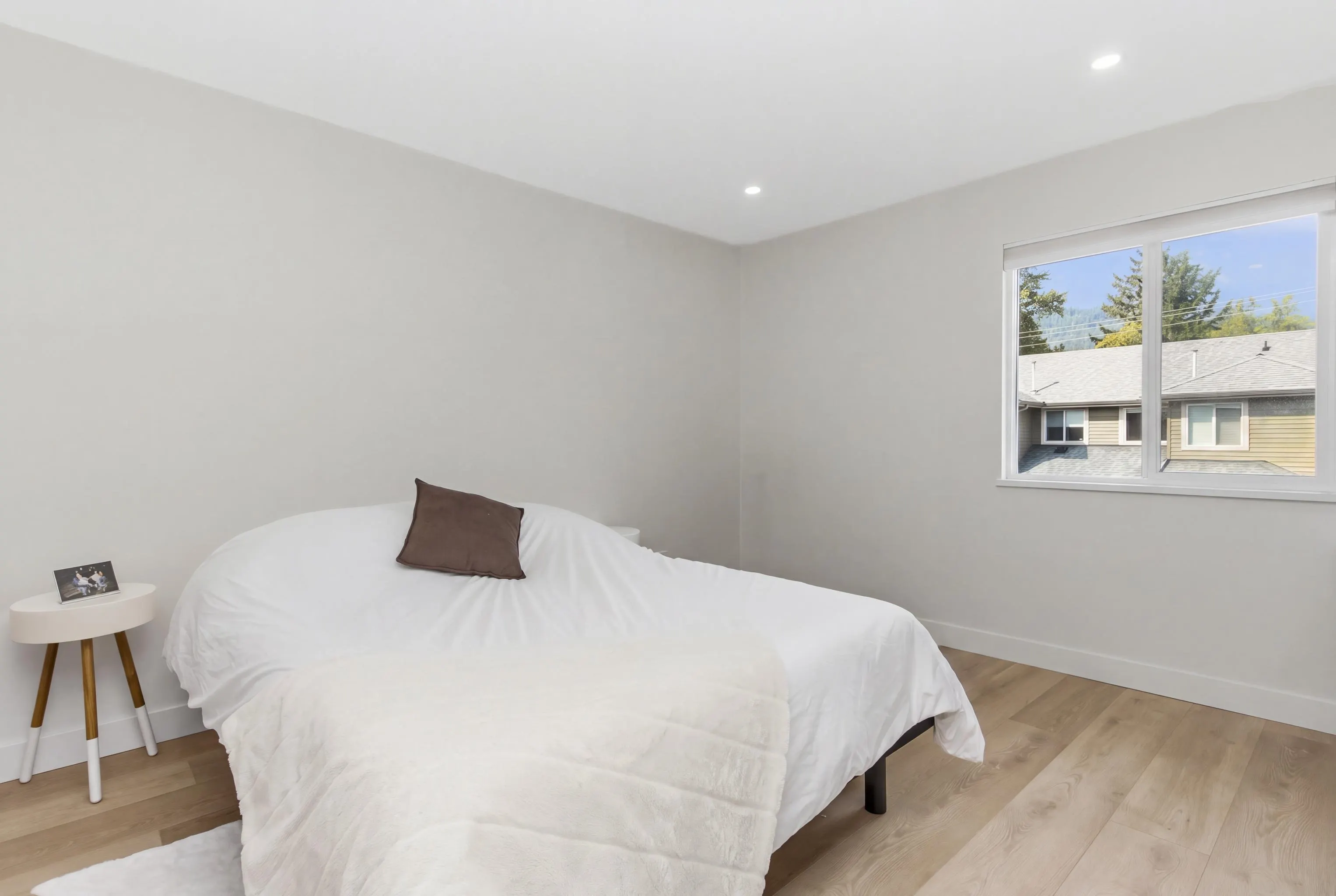 40200 Government Road #16