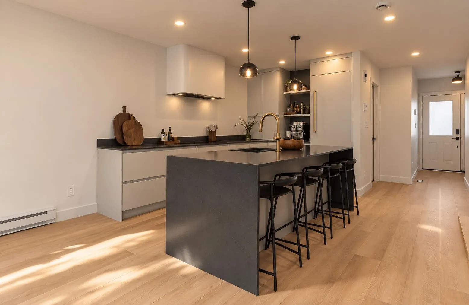 40200 Government Road #16