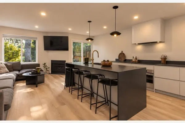 40200 Government Road #16