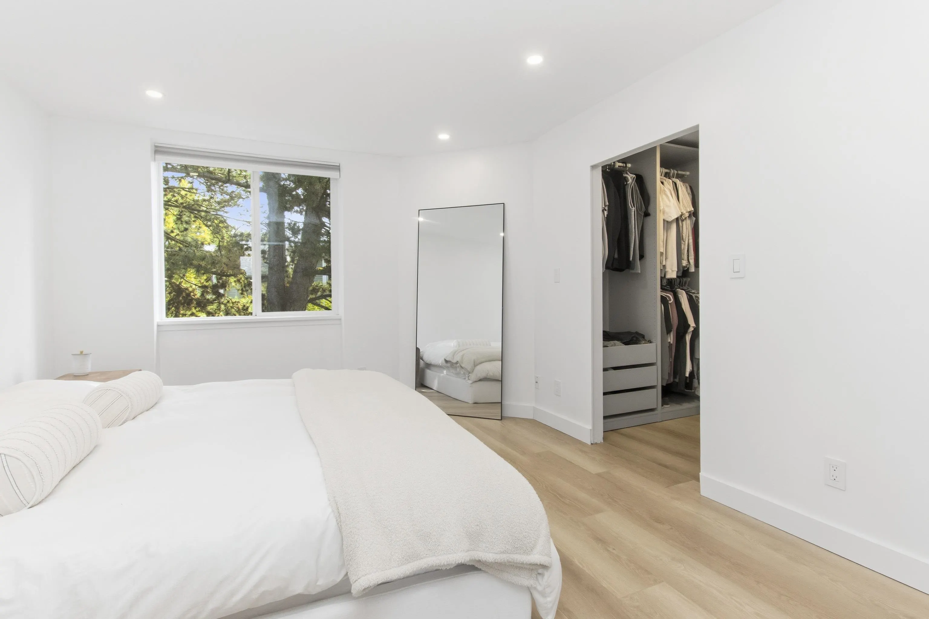 40200 Government Road #16