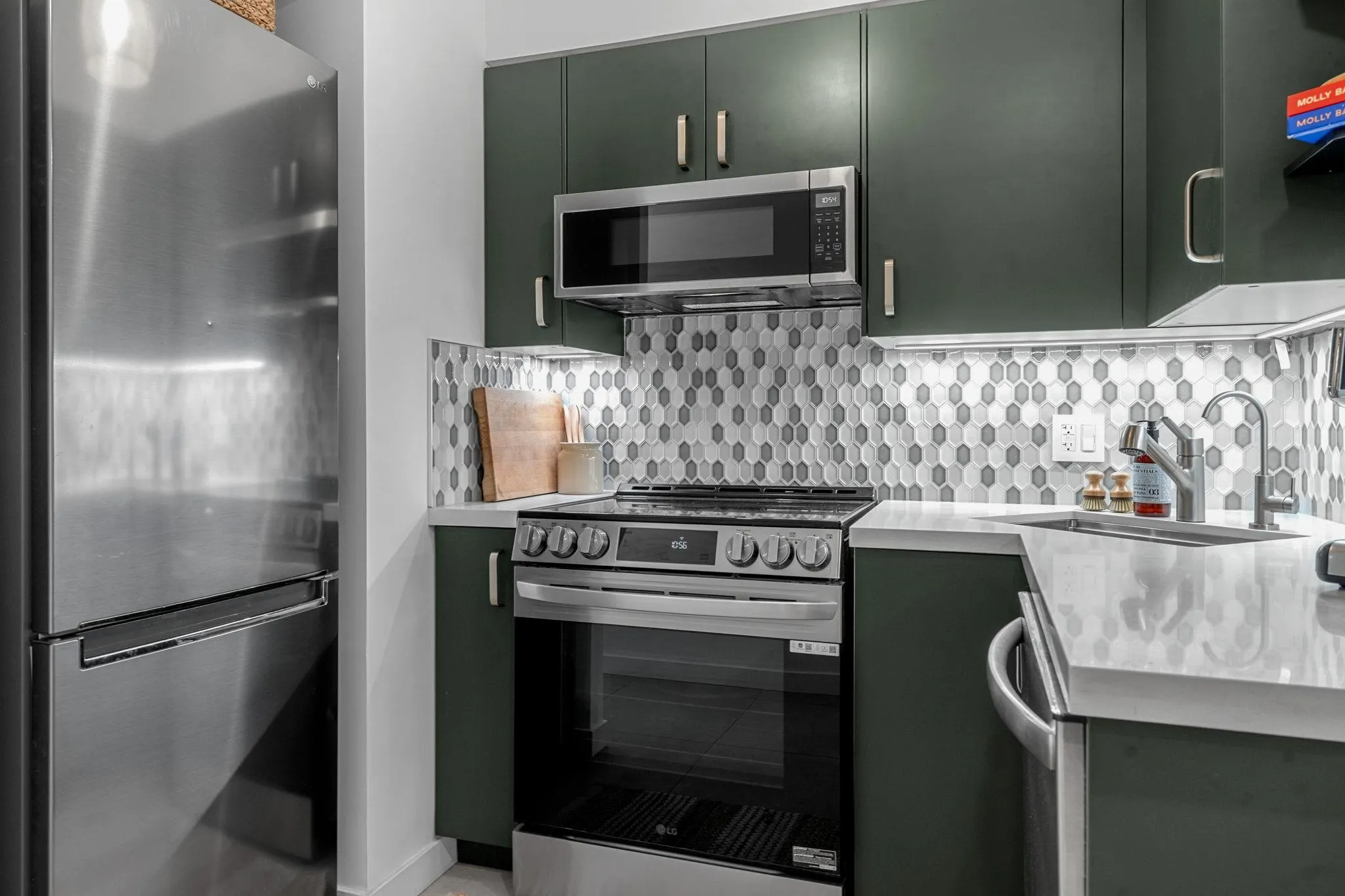 828 W 14th Avenue #104
