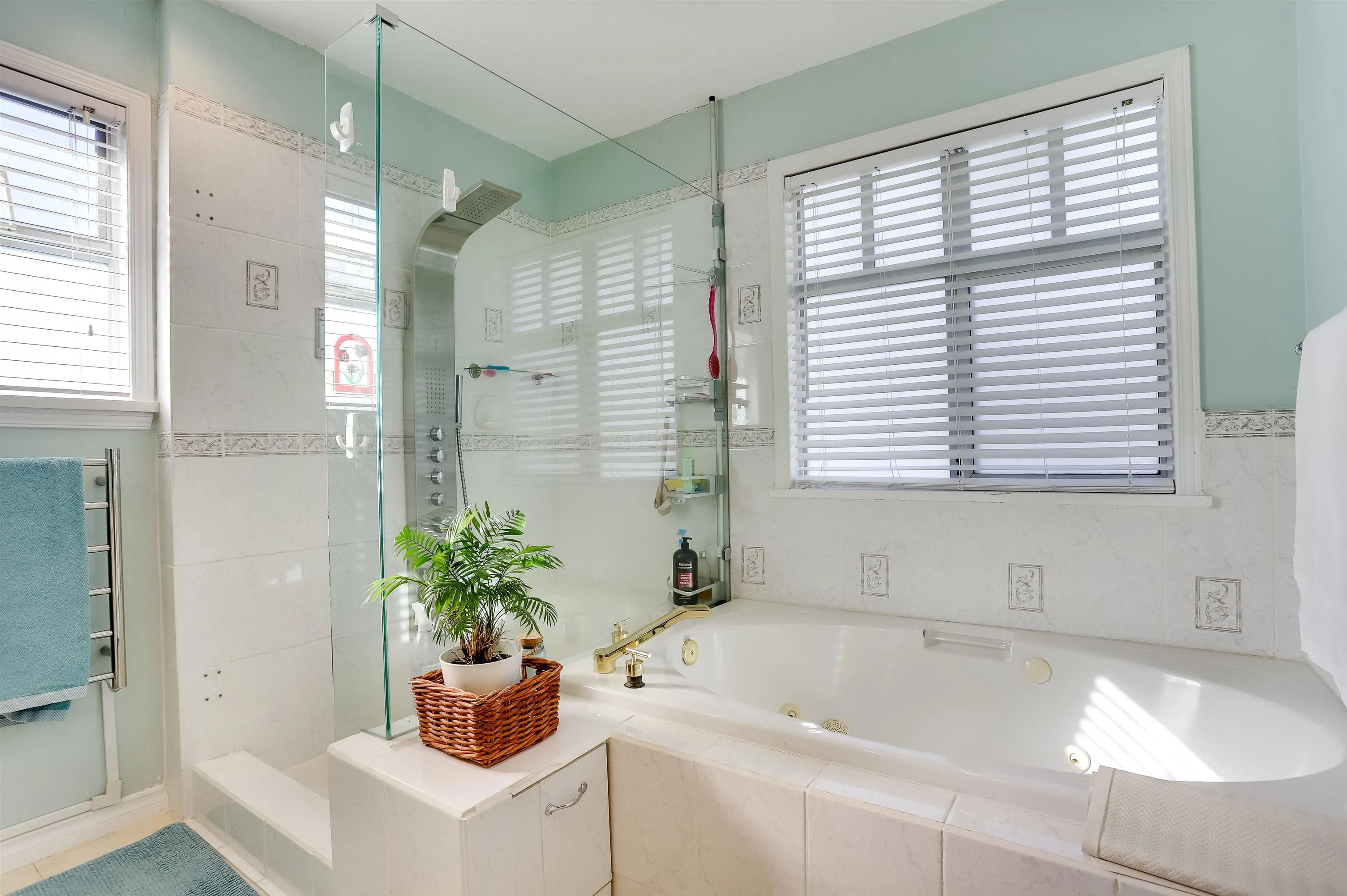 5650 Hampton Place #24